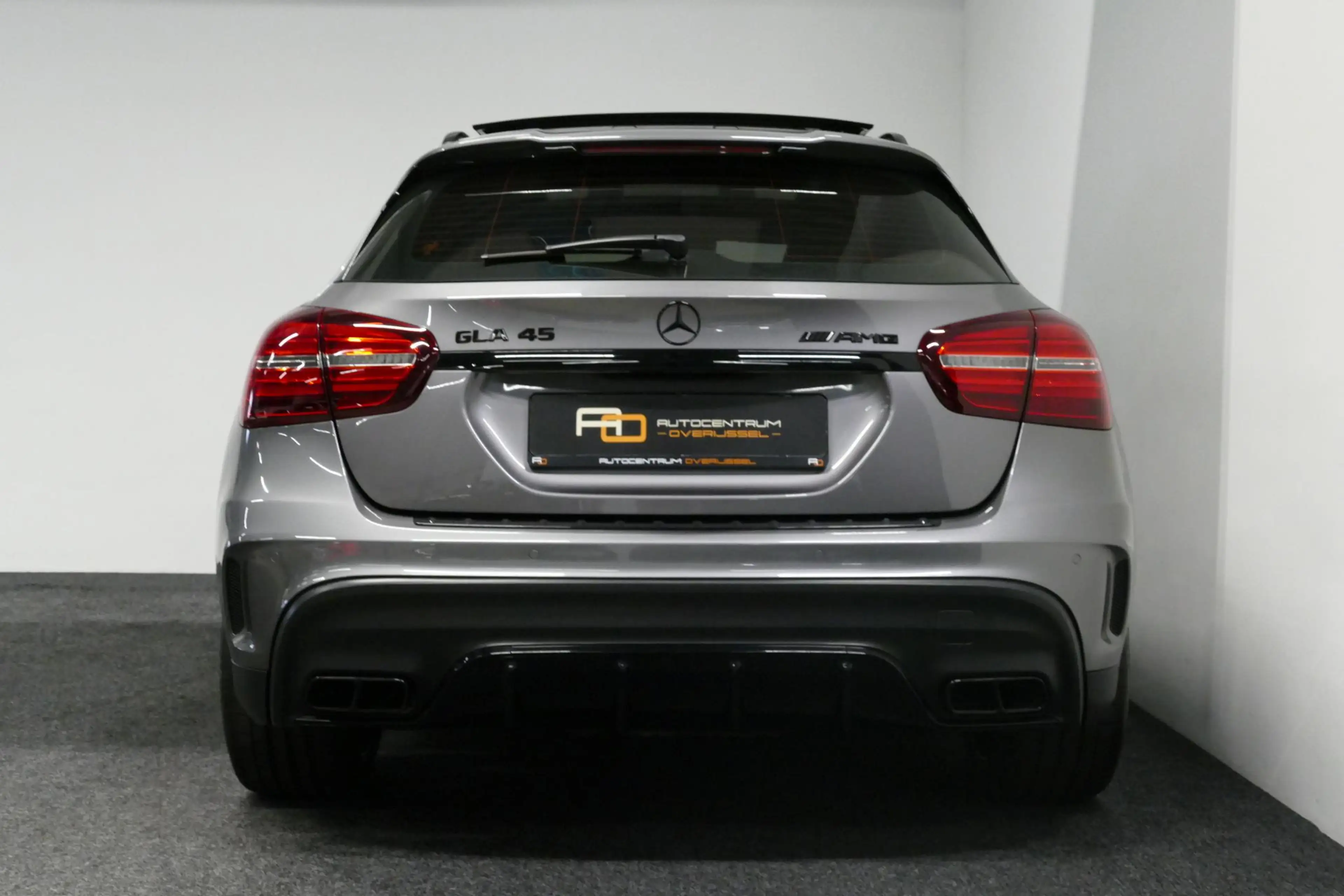 Mercedes-Benz GLA 45 AMG 4MATIC Premium Plus / UNIEK / Panoramadak / AMG Pe — photo 19