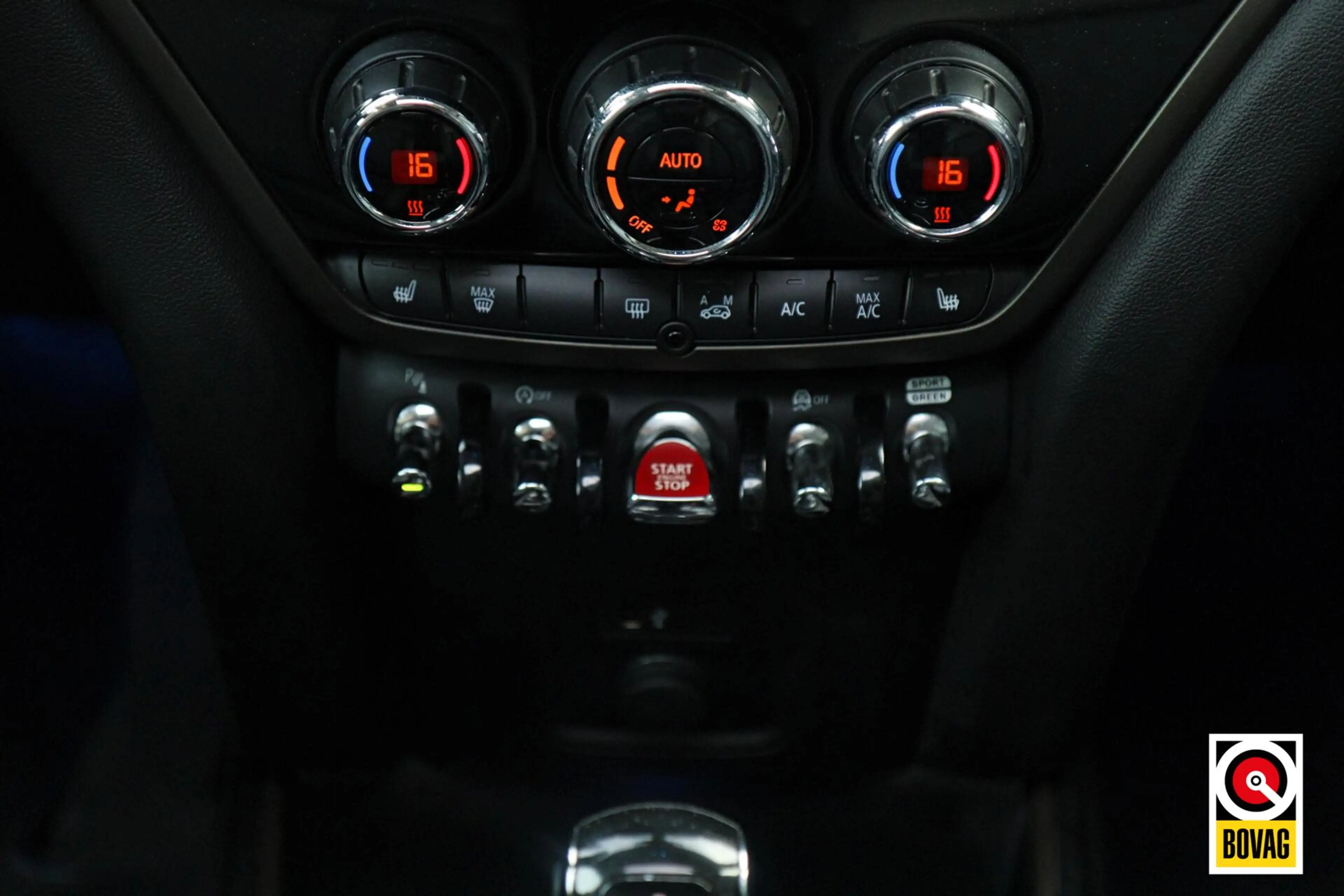 MINI Cooper Countryman 1.5 |LED|PANODAK|HUD|MEMORY|KEYLESS|CAMERA|CARPLAY — photo 16