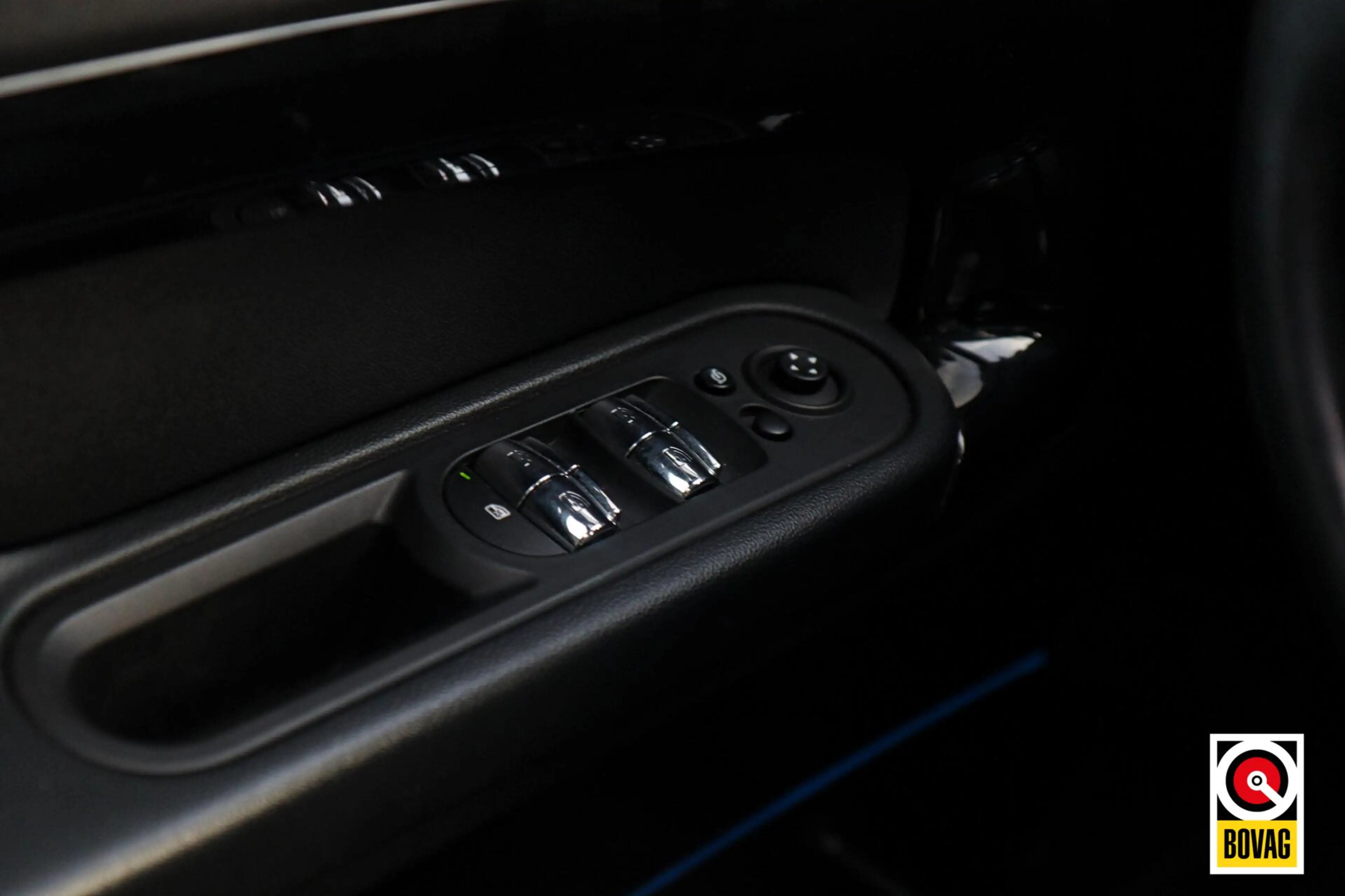 MINI Cooper Countryman 1.5 |LED|PANODAK|HUD|MEMORY|KEYLESS|CAMERA|CARPLAY — photo 28
