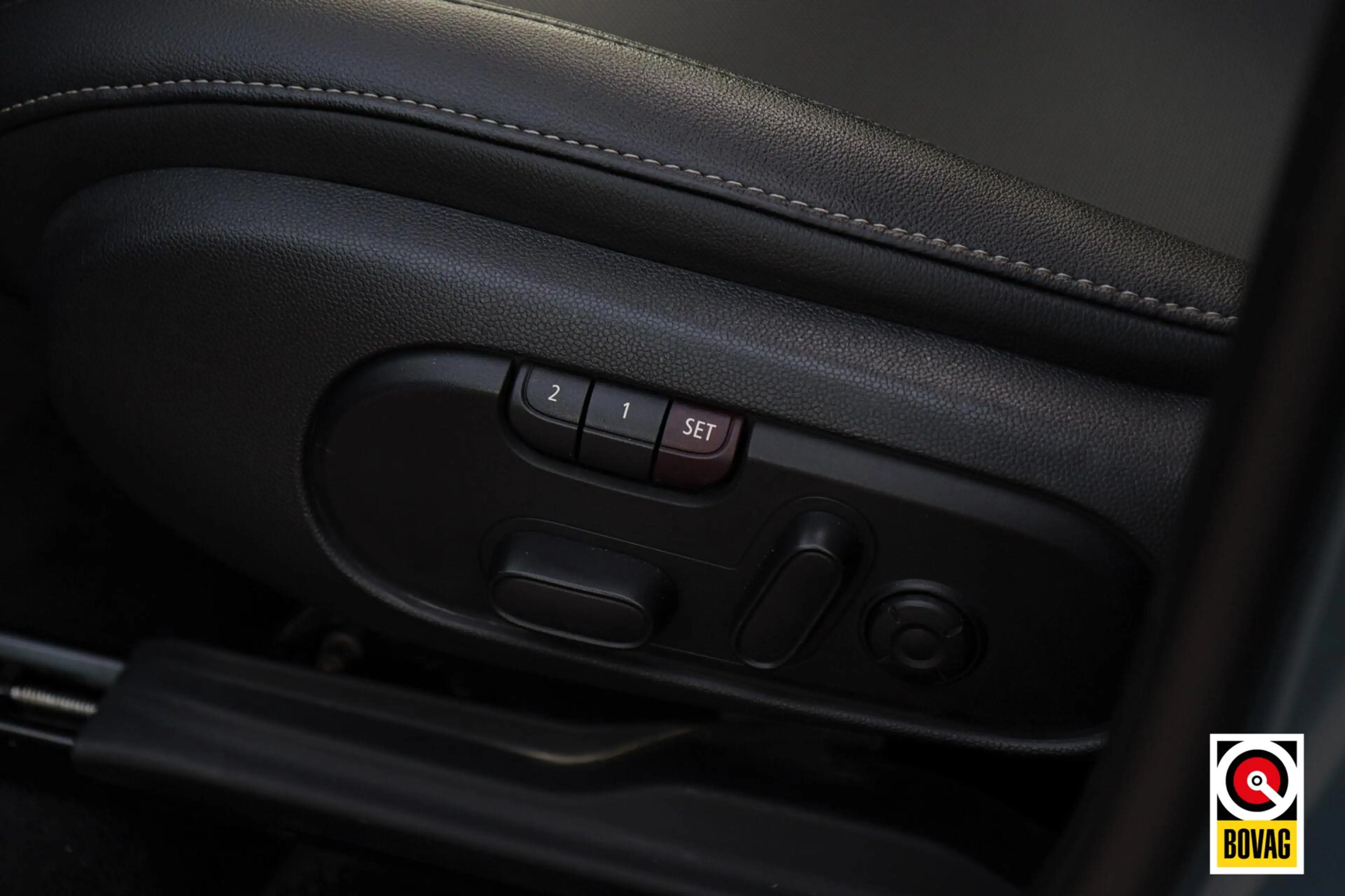 MINI Cooper Countryman 1.5 |LED|PANODAK|HUD|MEMORY|KEYLESS|CAMERA|CARPLAY — photo 24
