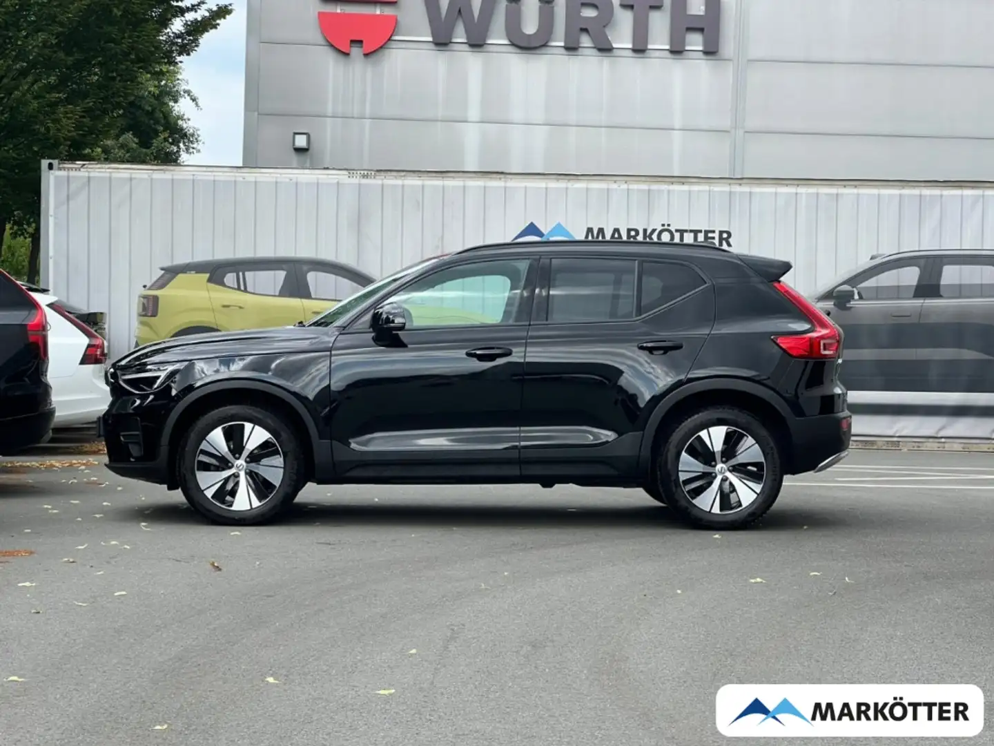 Volvo XC40 T2 Essential EU6d STHZ/SHZ/LHZ/CAM/PDC Schwarz - 2