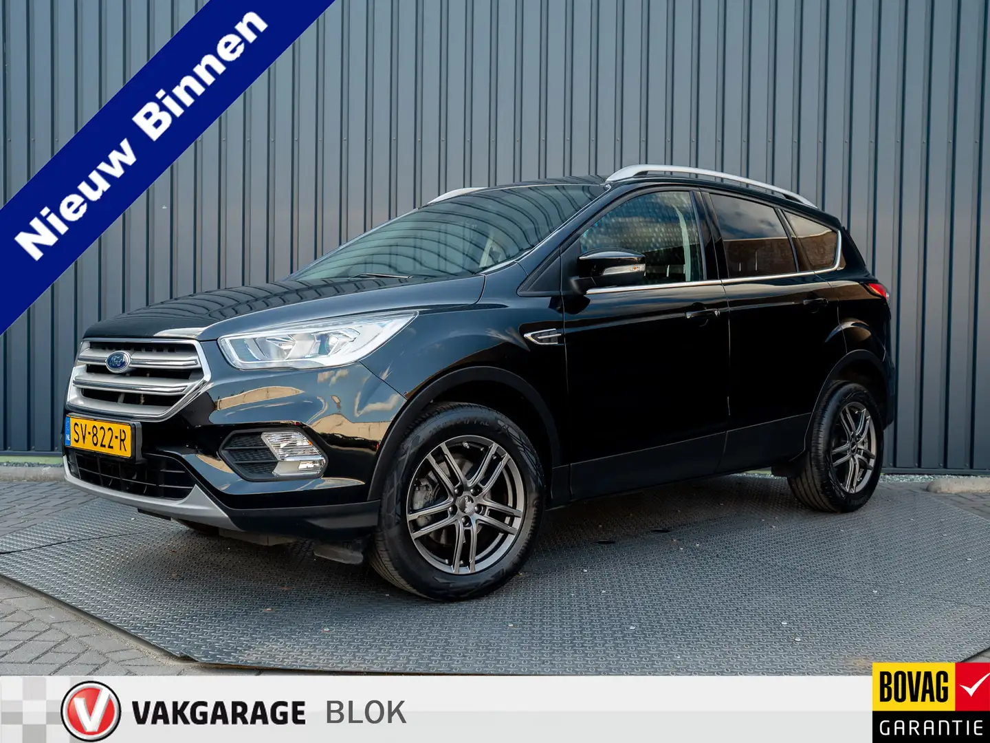 Ford Kuga 1.5 EcoBoost Titanium | Keyless | Apple Carplay | Noir - 1