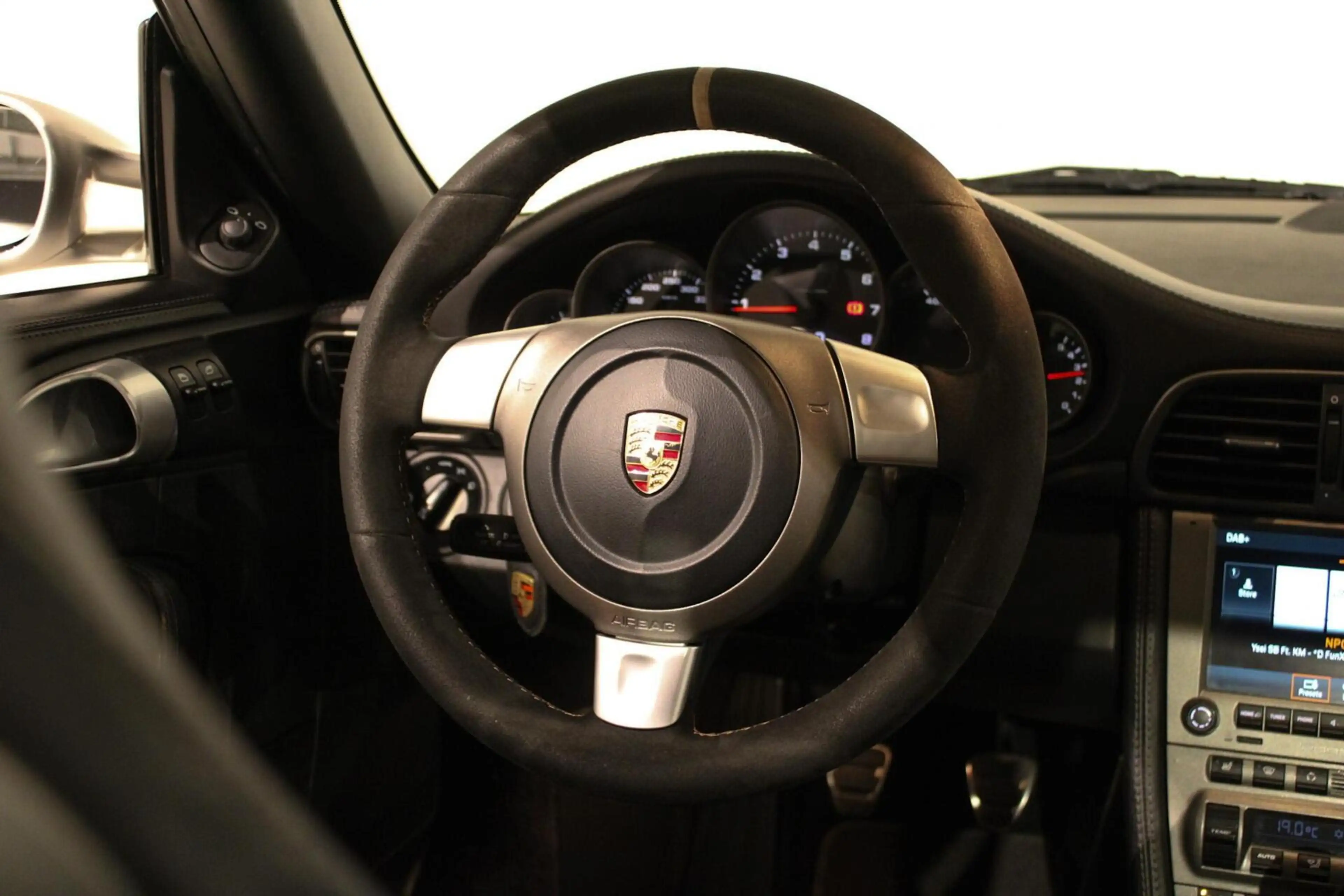 Porsche 997 3.6 Carrera — photo 15
