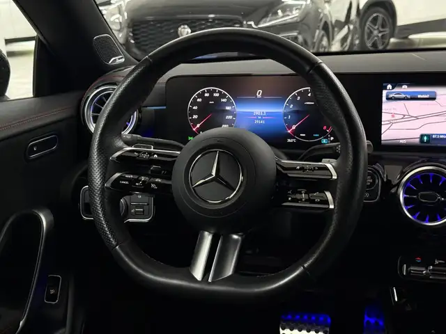 Mercedes-Benz Cla view 16