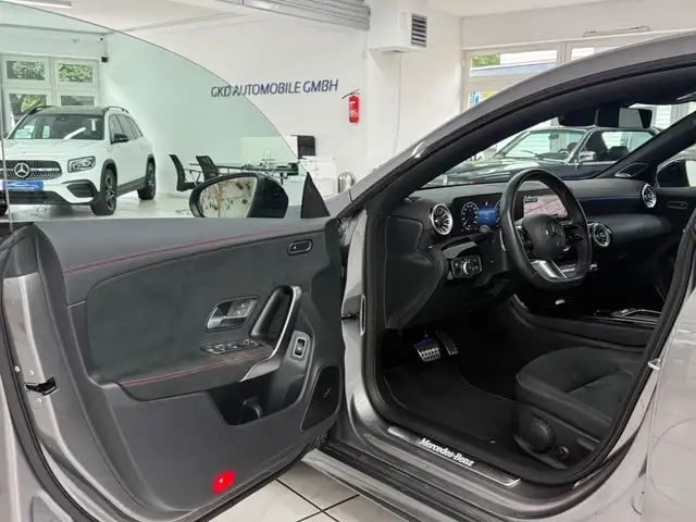 Mercedes-Benz Amg view 6