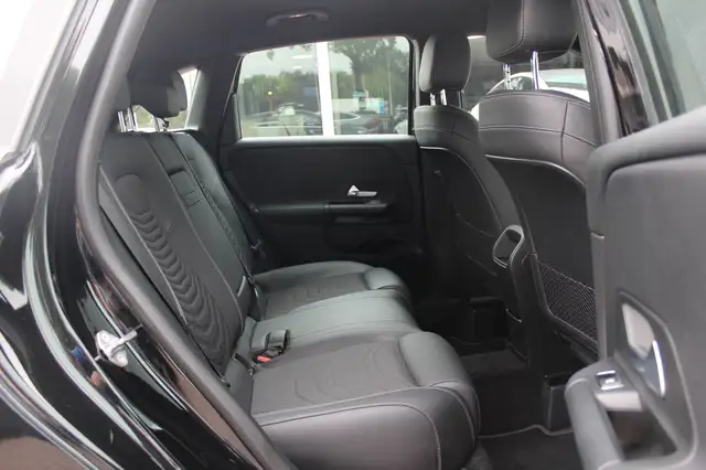 Mercedes-Benz B-Class view 12