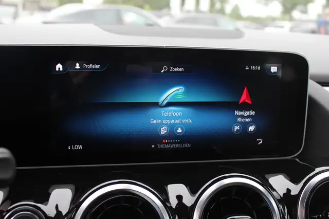 Mercedes-Benz B-Class view 23