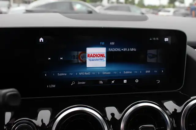 Mercedes-Benz B-Class view 20