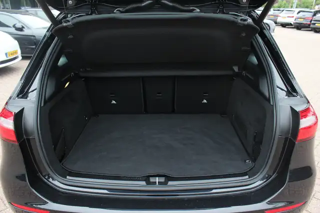Mercedes-Benz B-Class view 16