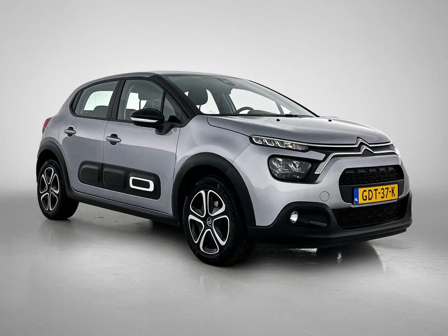 Citroen C3 1.2 Plus 83pk | Climate Control | Navigatie | Crui Gris - 2