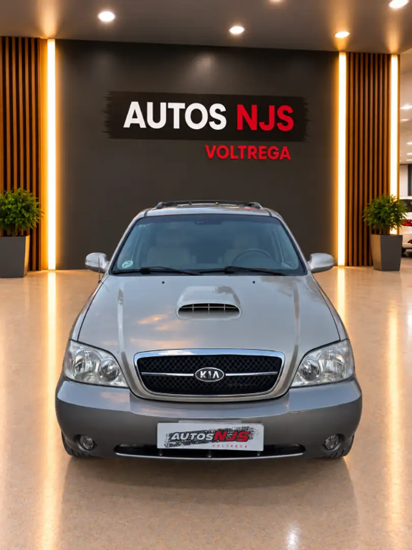 Kia Carnival 2.9CRDI EX - 2