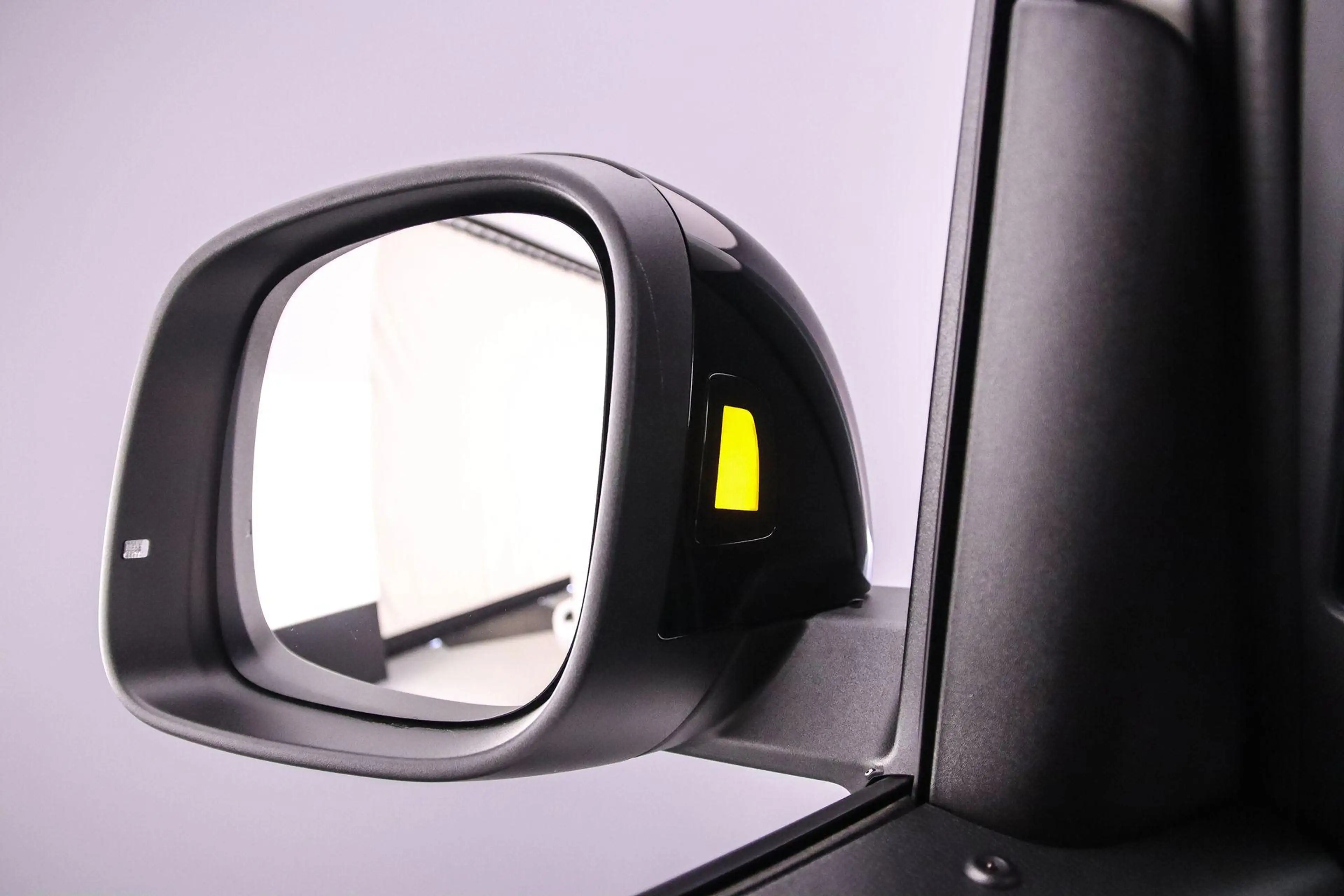 Volkswagen ID. Buzz GTX 4MOTION 340pk | Harman Kardon | Elec. schuifde — photo 10