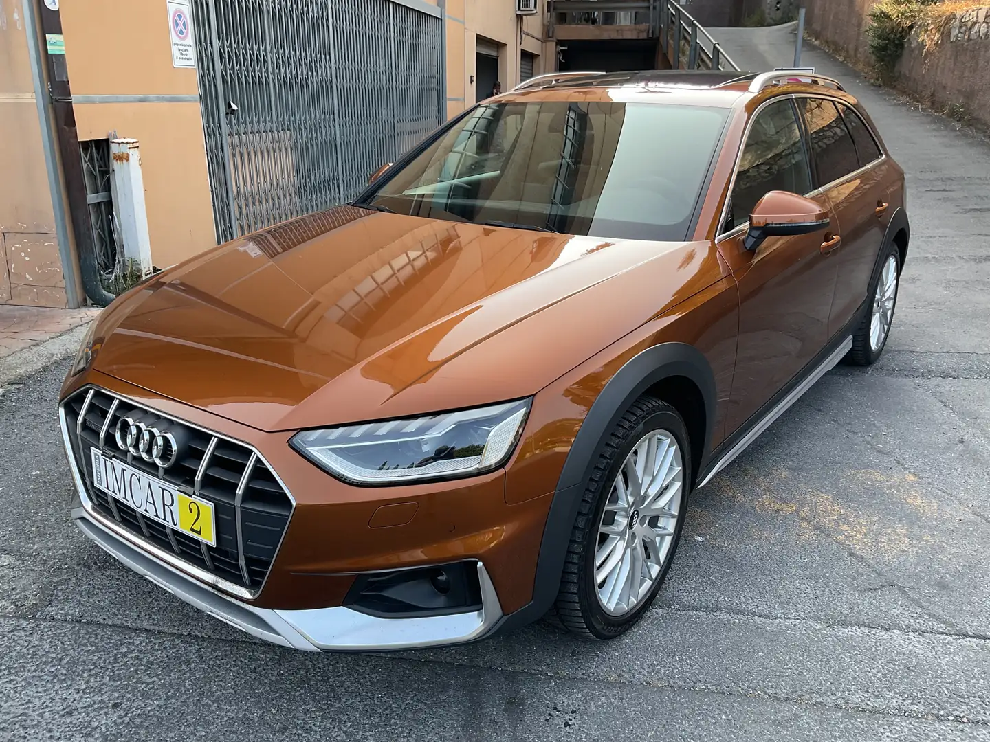 Audi A4 allroad 2.0 TDI 190cv S tronic Evolution Žlutá - 1