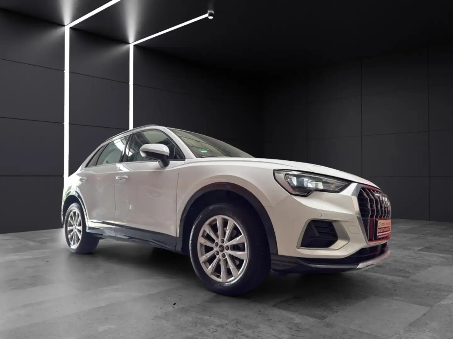Audi Q3 35 TFSI advanced 1.5 DC LED Apple CarPlay El. Heck Weiß - 1
