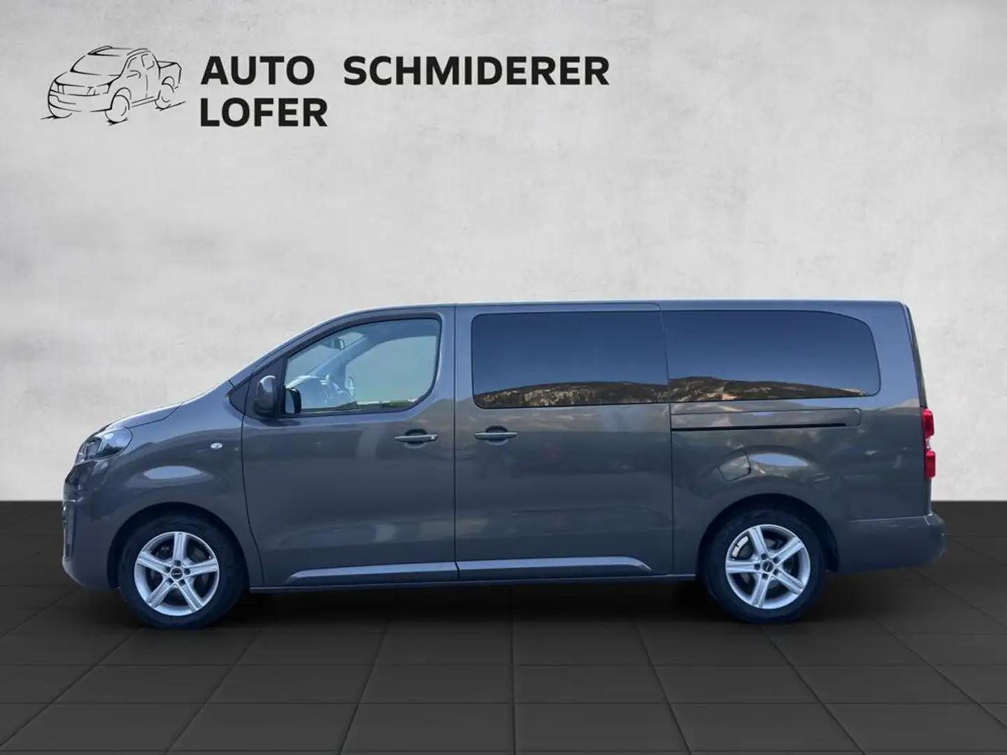 Opel Zafira 2.0 CDTi Business Elegance L3 Grijs - 2