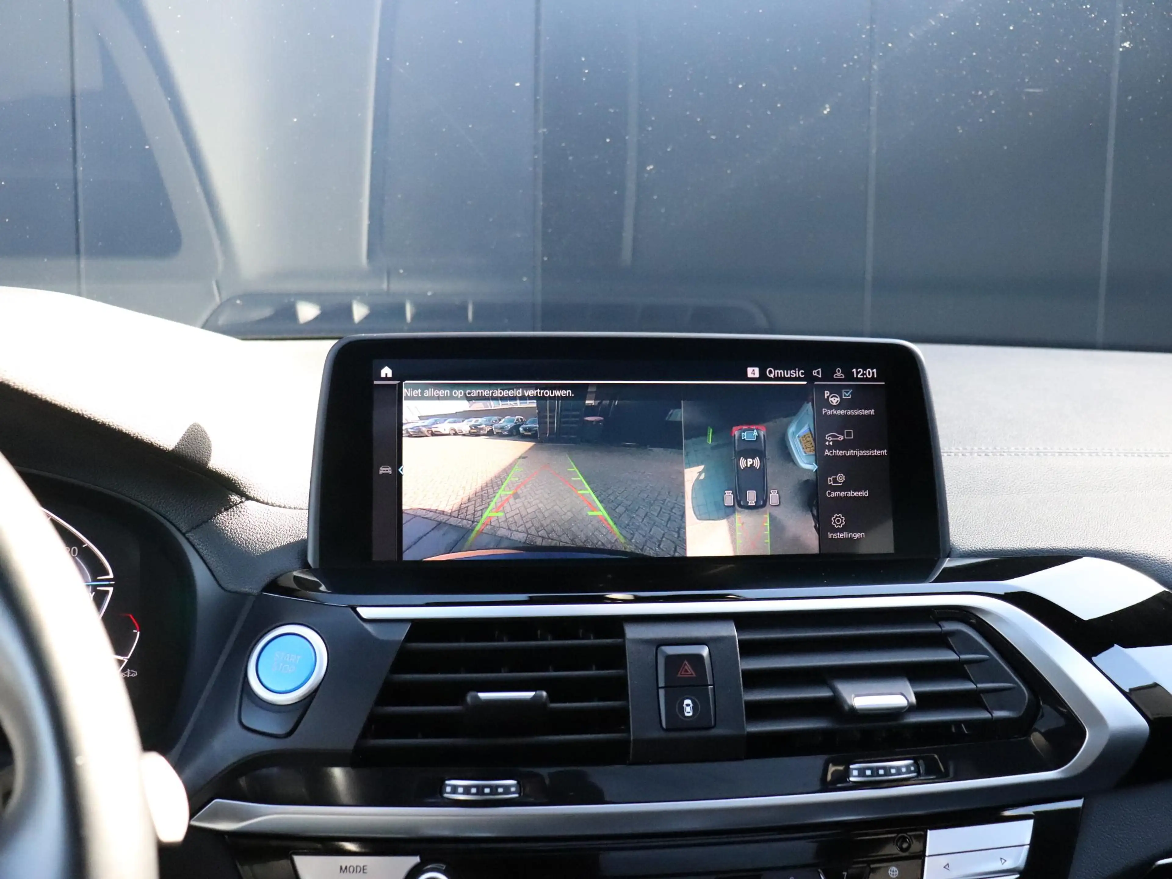 BMW iX3 High Executive 80 kWh | LEDER | MEMORY | H&K | PAN — photo 11