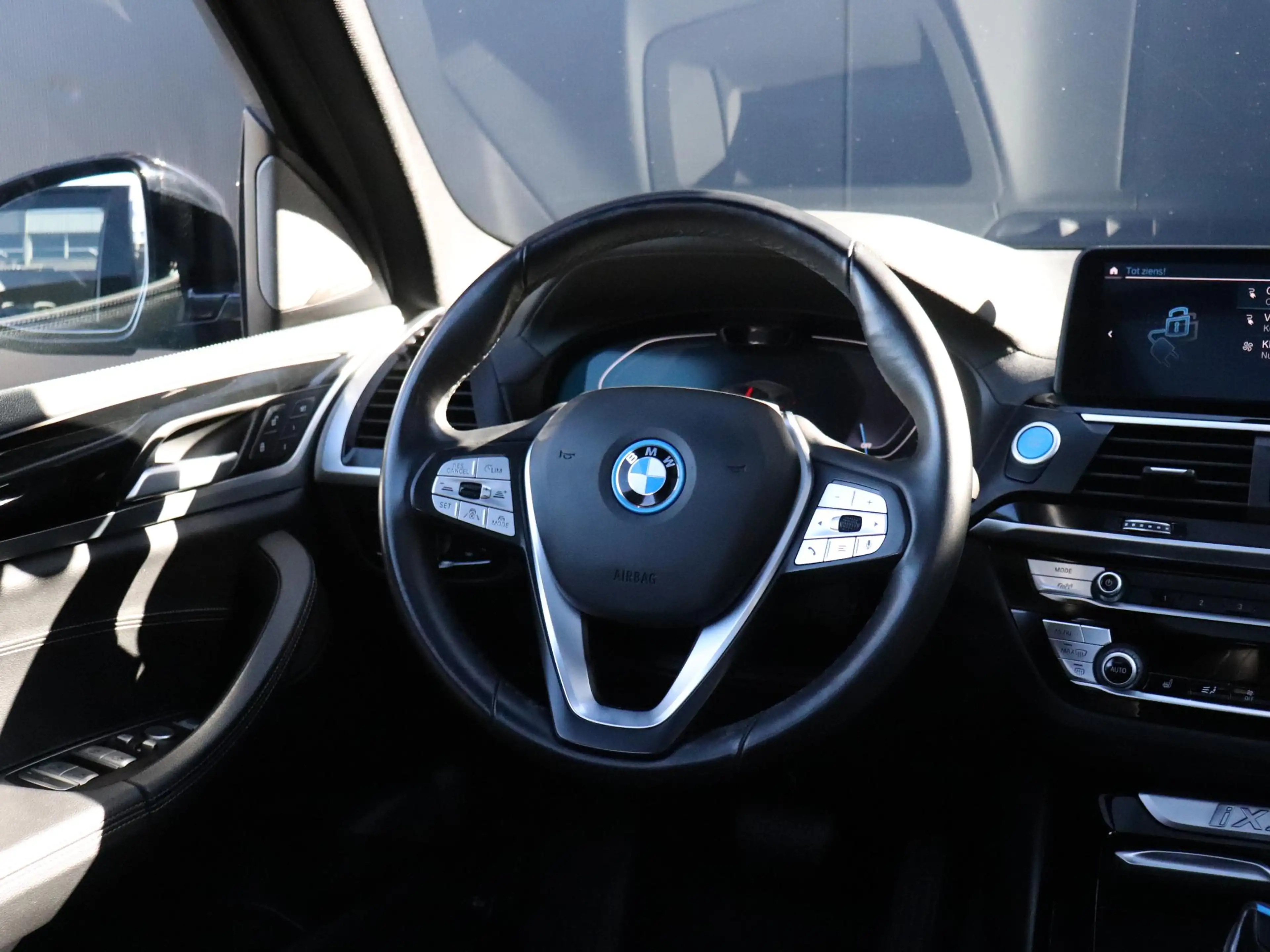 BMW iX3 High Executive 80 kWh | LEDER | MEMORY | H&K | PAN — photo 24