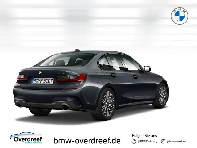 BMW 3 Series view 2