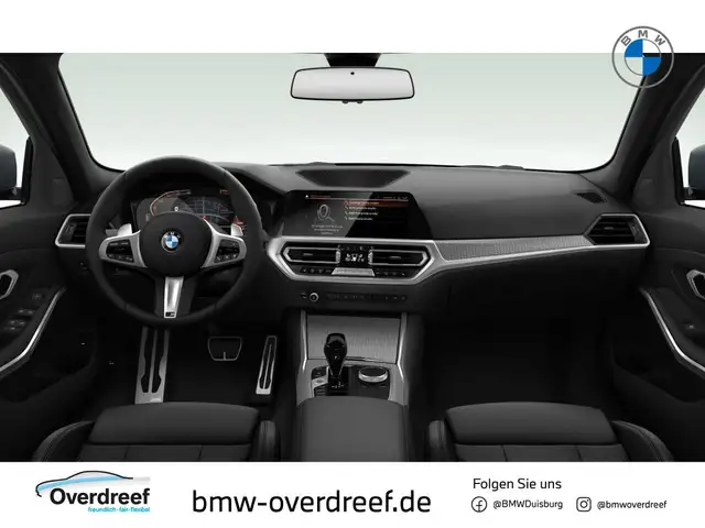 BMW 3 Series view 4