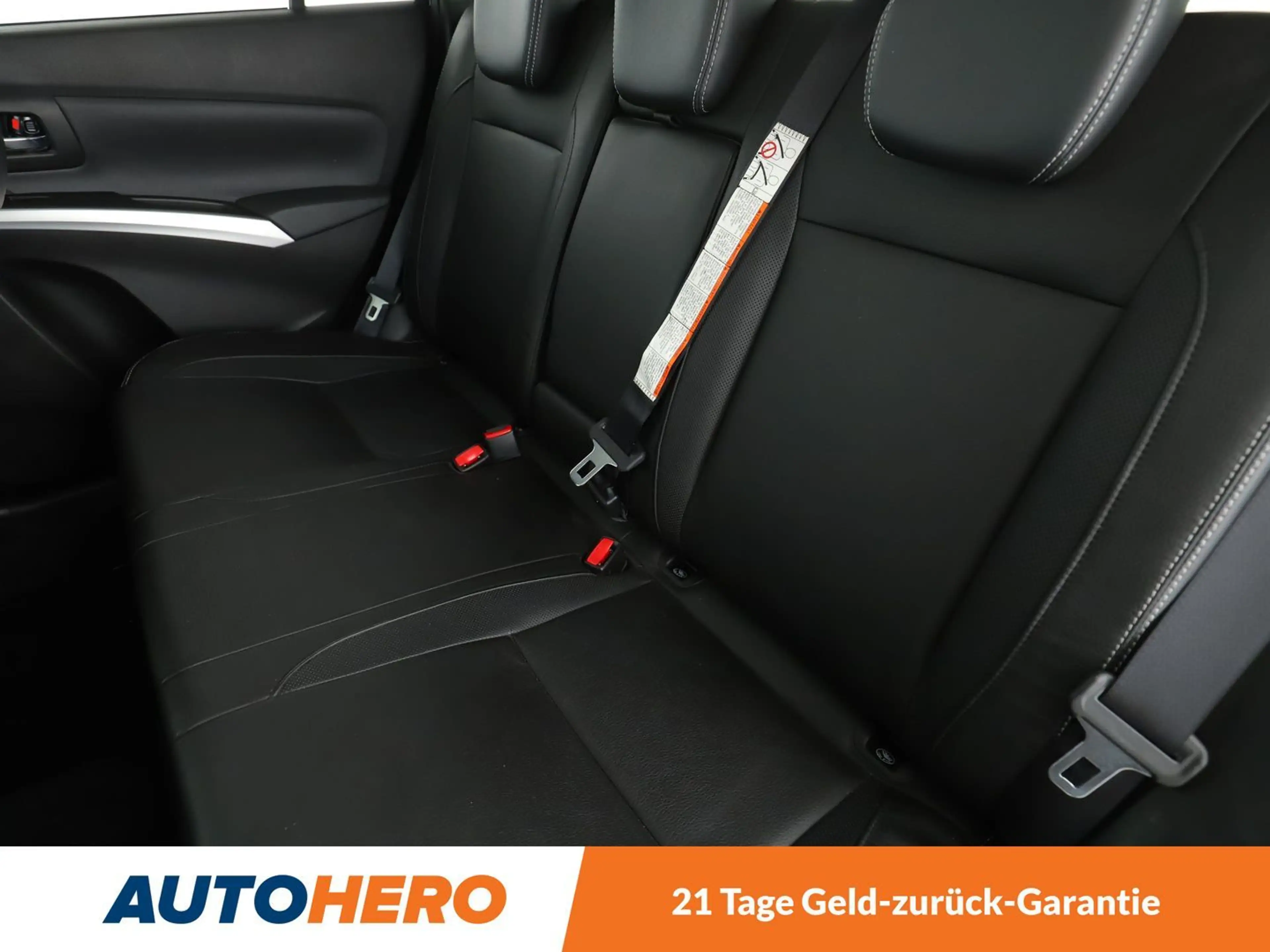 Suzuki SX4 1.6 Comfort Aut.*NAVI*TEMPO*PDC*SHZ*PANO* — photo 13