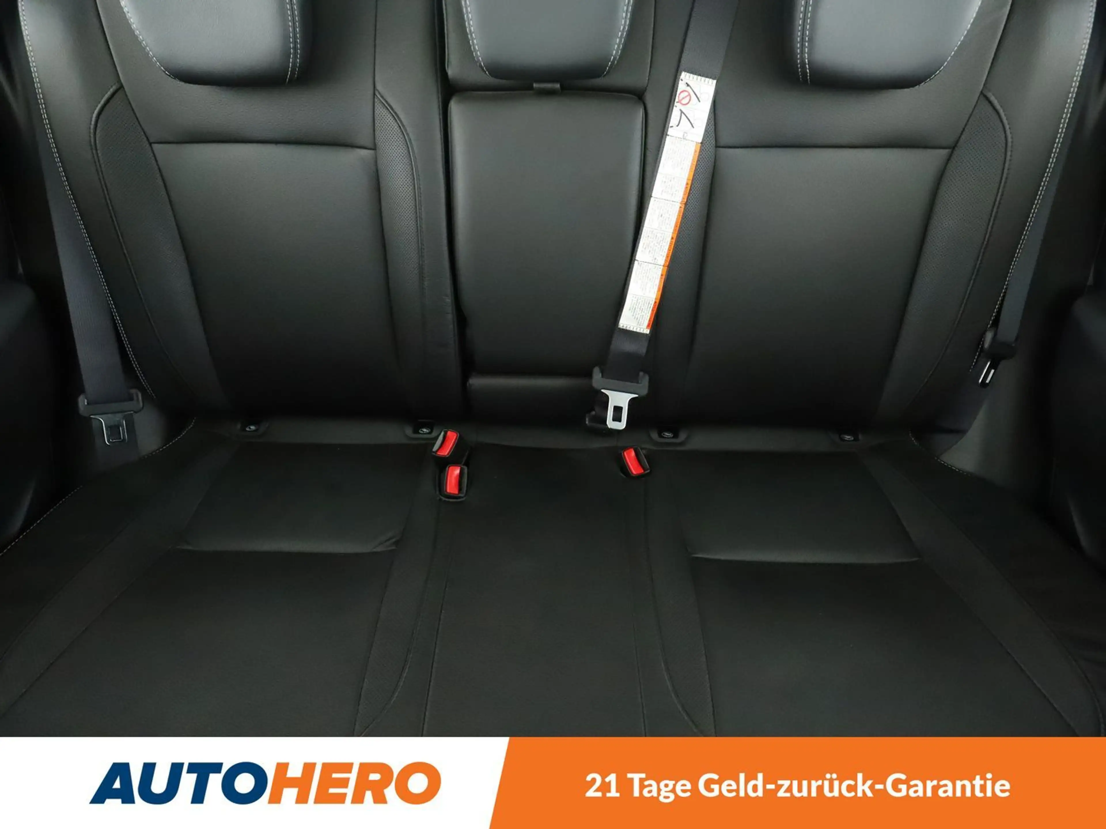 Suzuki SX4 1.6 Comfort Aut.*NAVI*TEMPO*PDC*SHZ*PANO* — photo 14