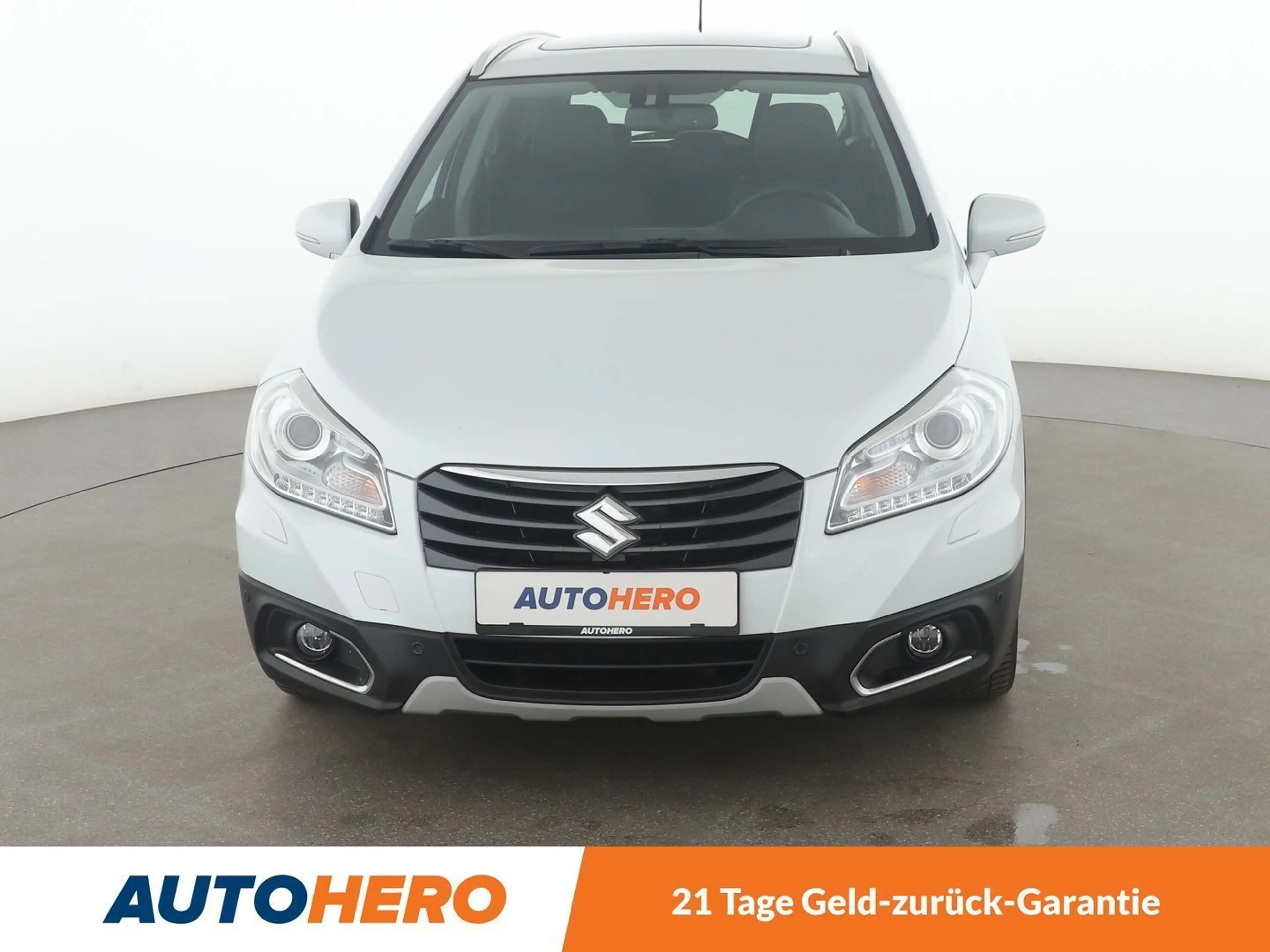Suzuki SX4 1.6 Comfort Aut.*NAVI*TEMPO*PDC*SHZ*PANO* — photo 9