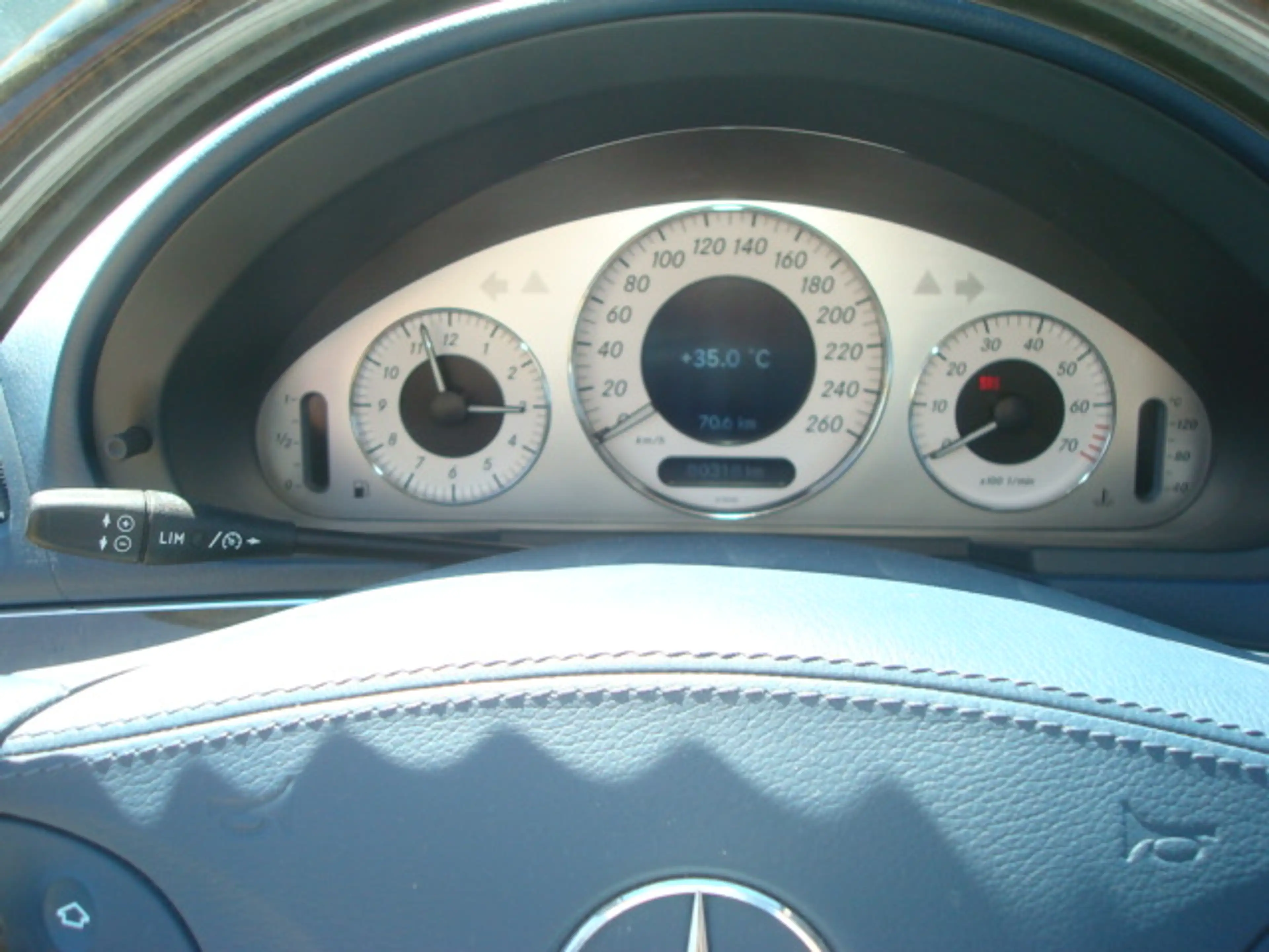 Mercedes-Benz E 350 E 350 AHK AMG Paket, Top Zustand wie neu — photo 14
