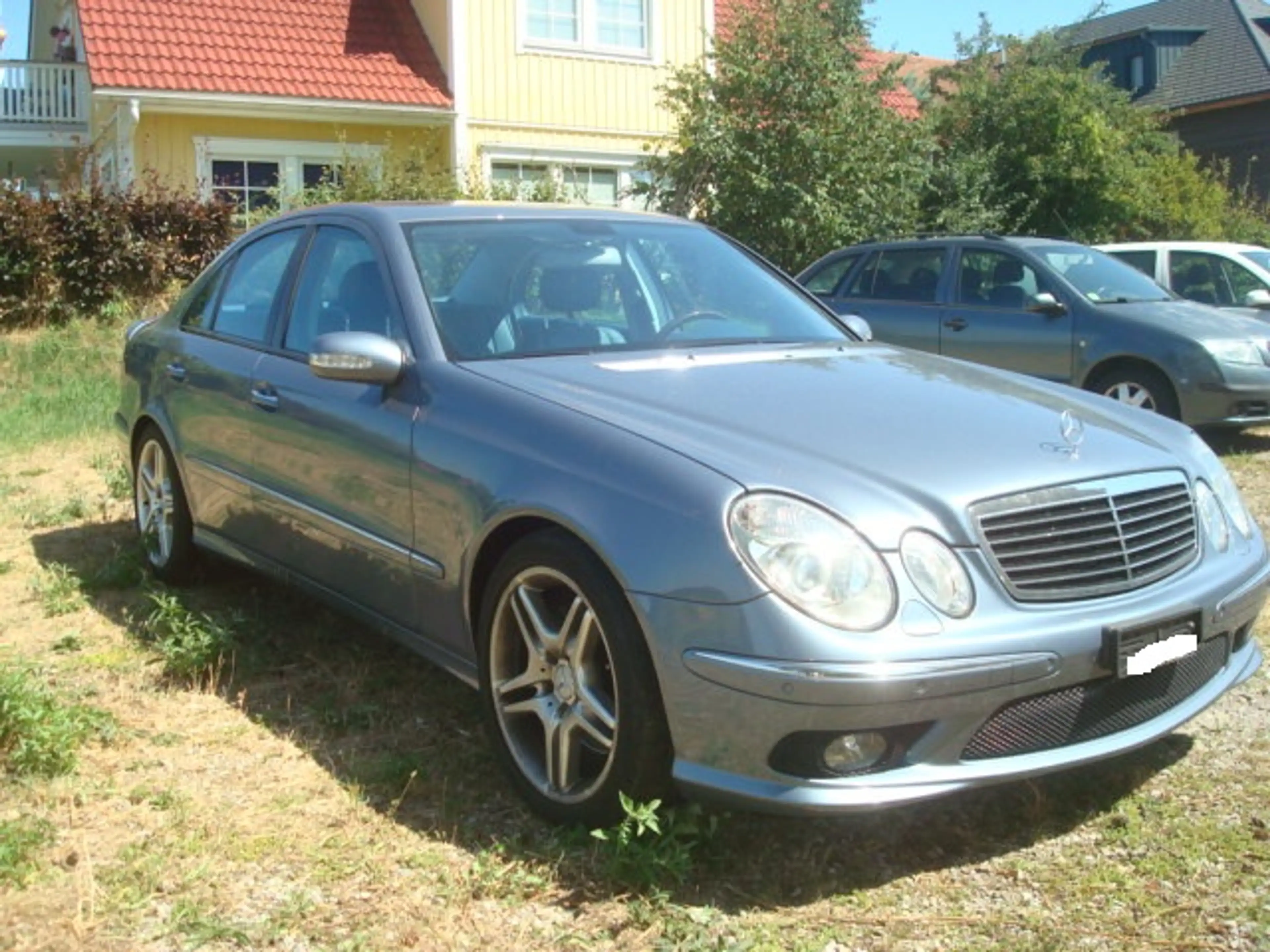 Mercedes-Benz E 350 E 350 AHK AMG Paket, Top Zustand wie neu — photo 5