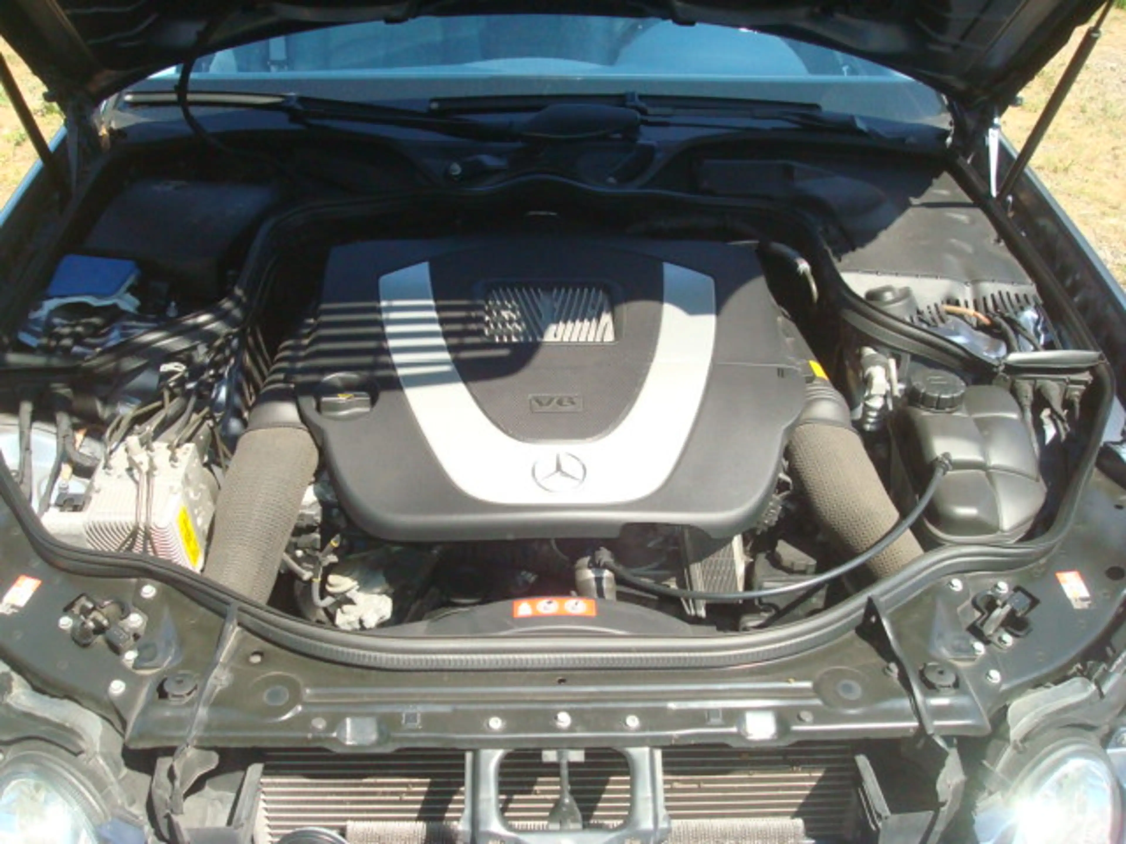 Mercedes-Benz E 350 E 350 AHK AMG Paket, Top Zustand wie neu — photo 4