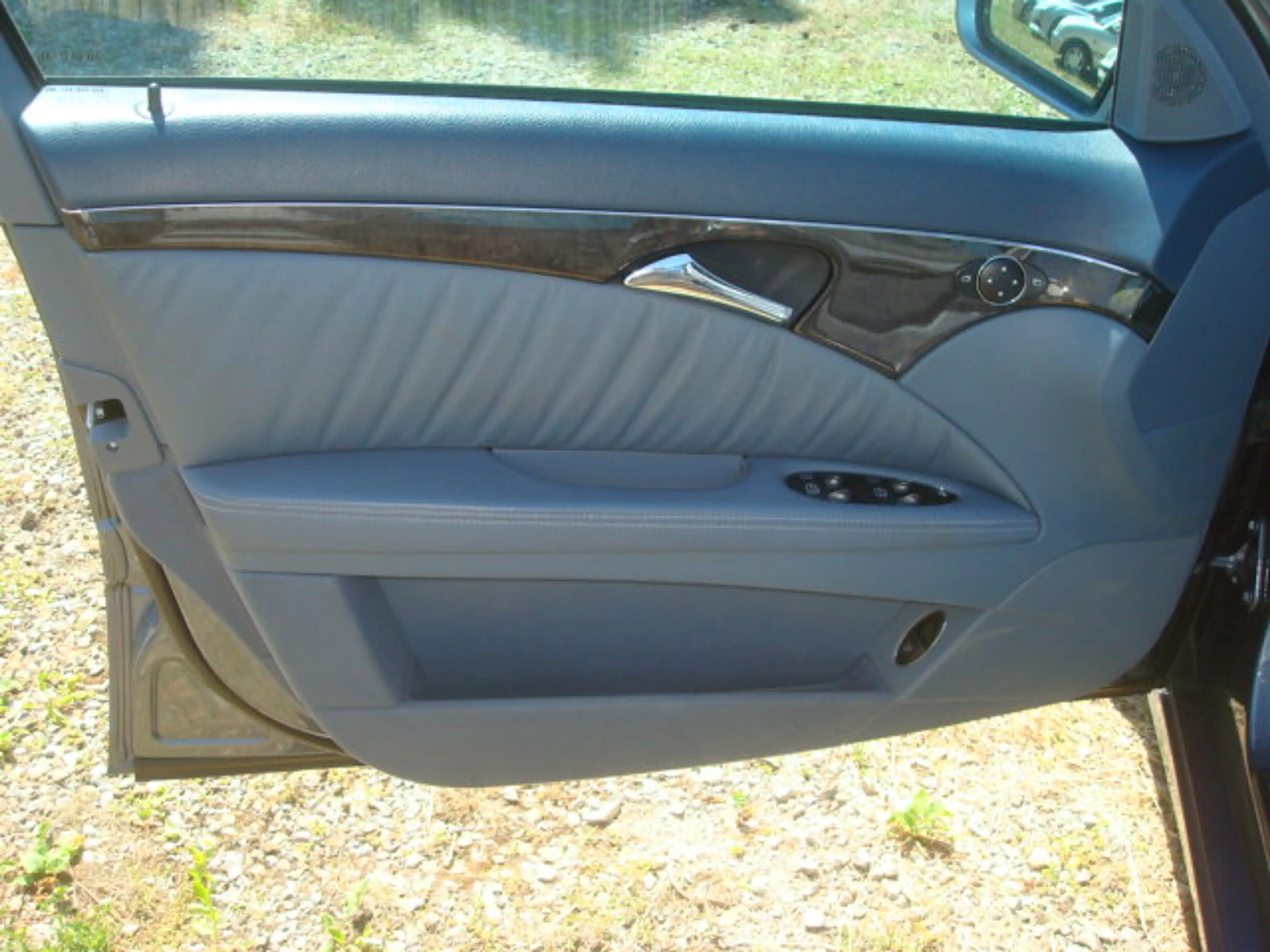 Mercedes-Benz E 350 E 350 AHK AMG Paket, Top Zustand wie neu — photo 11