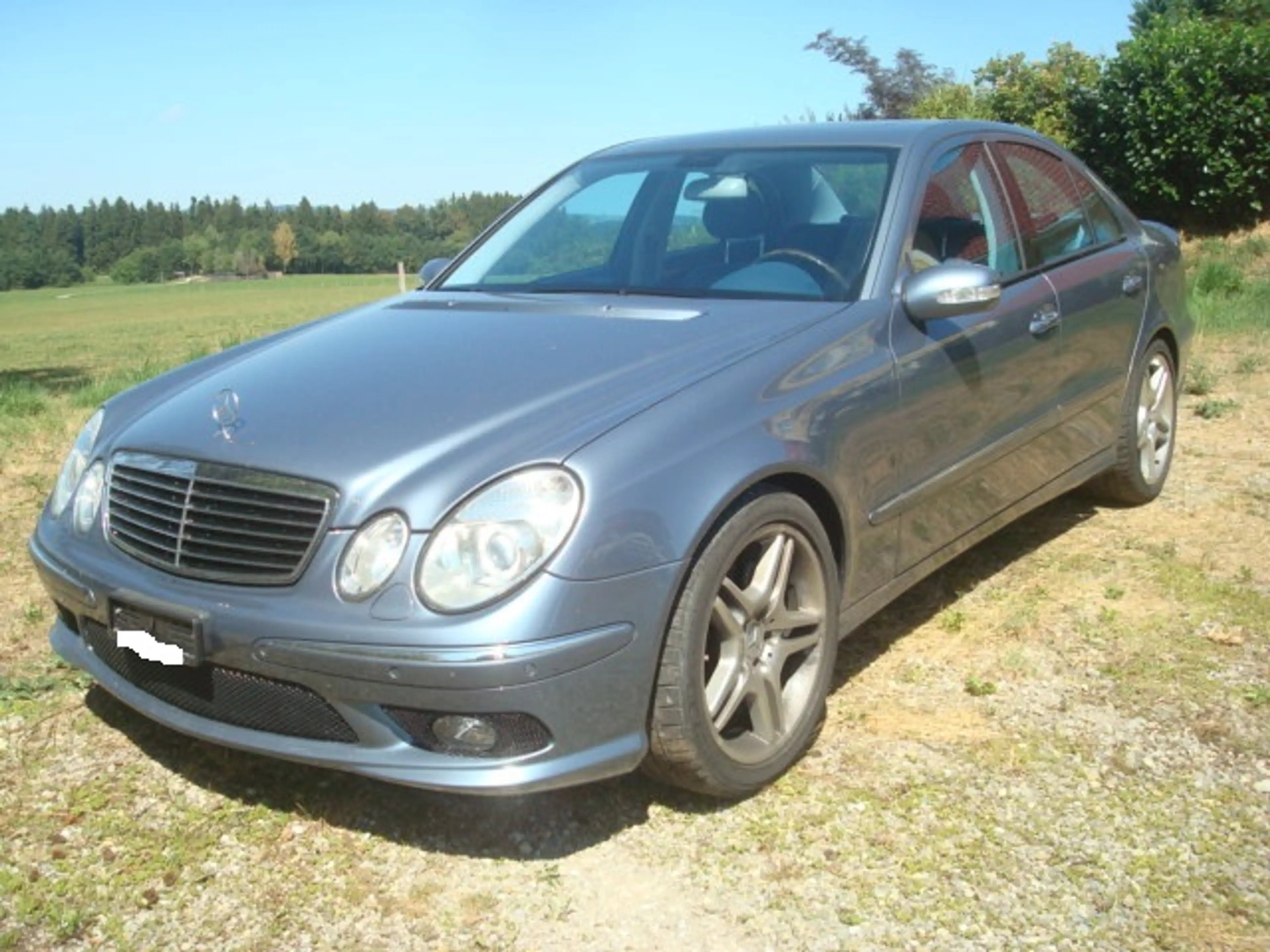 Mercedes-Benz E 350 E 350 AHK AMG Paket, Top Zustand wie neu — photo 2