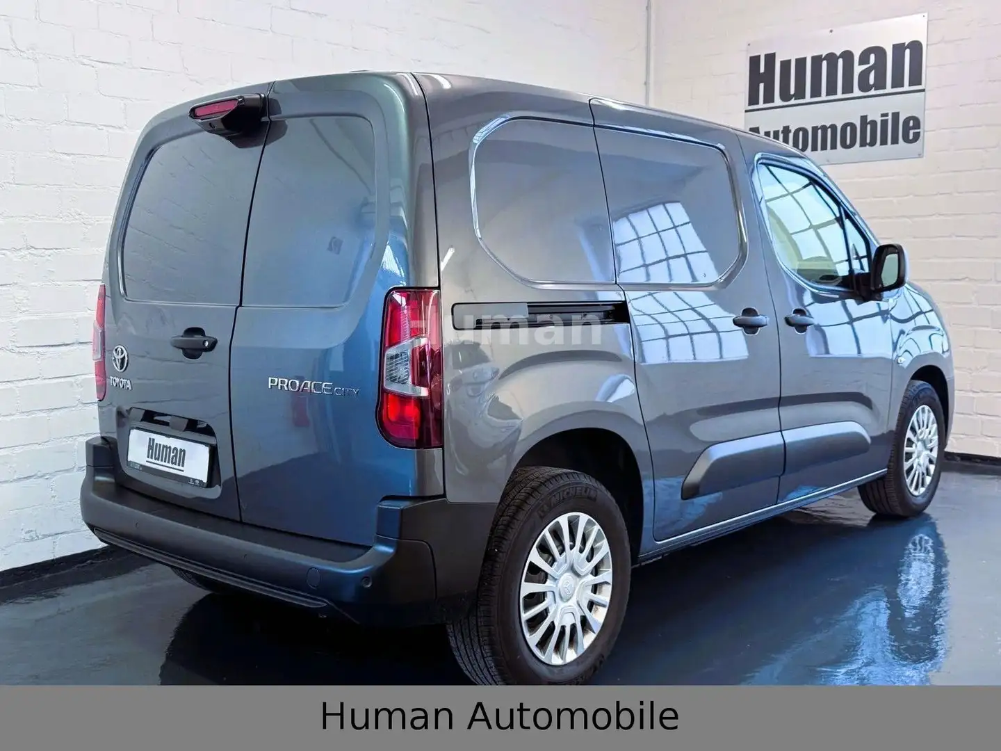 Toyota Proace 1.2 Duty Comfort 3-Sitzer Kasten Cam Gris - 2