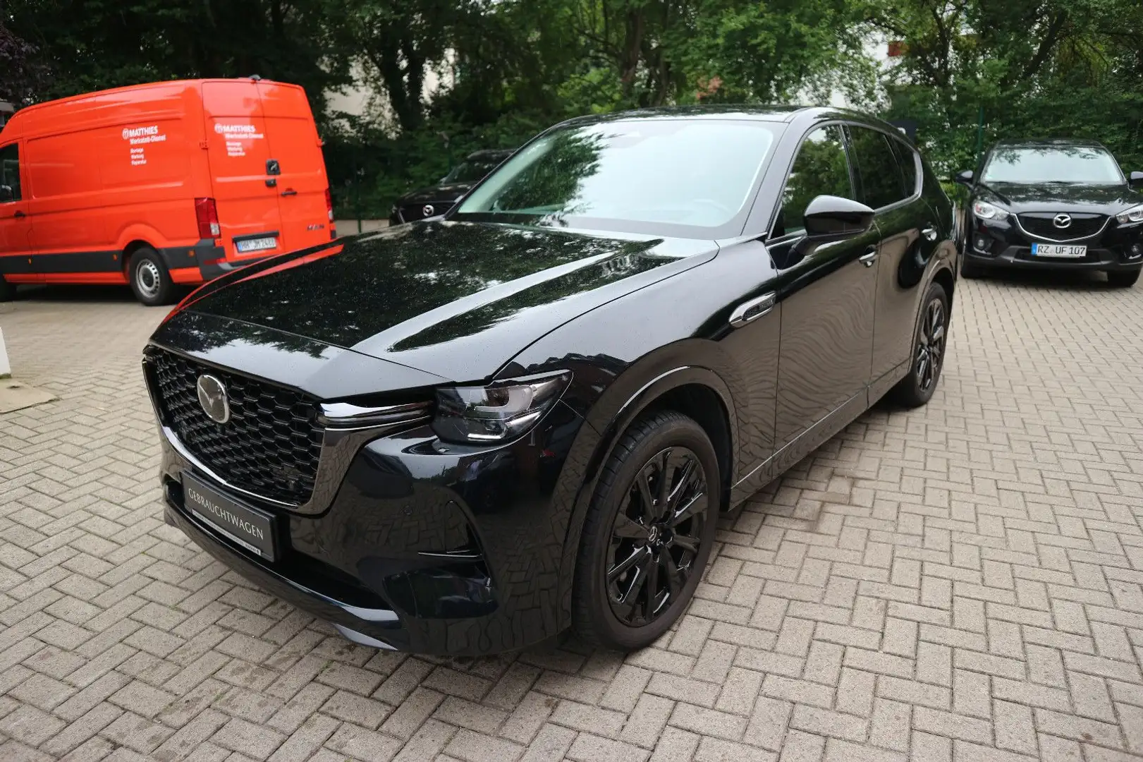Mazda CX-60 eSKYACTIV-D 254 Homura DA-/CON-/PRE-/PANO Schwarz - 2