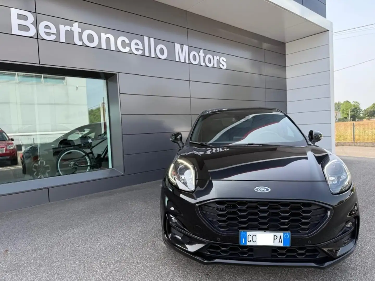 Ford Puma 1.0 EcoBoost Hybrid GPL 125CV ST-Line X UNIPRO Nero - 2