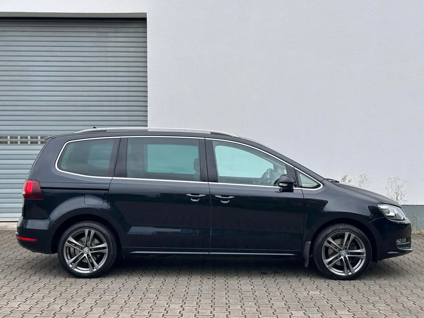 Volkswagen Sharan 2.0 TDI Highline BMT 4Motion DSG Noir - 2