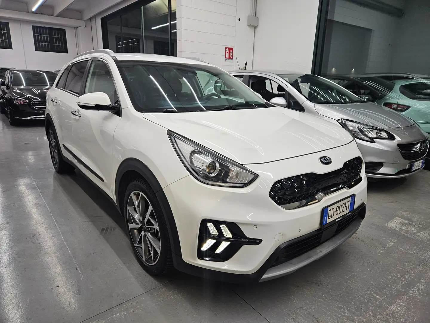 Kia Niro Niro 1.6 gdi hev Style s/Techno Pack dct Білий - 1