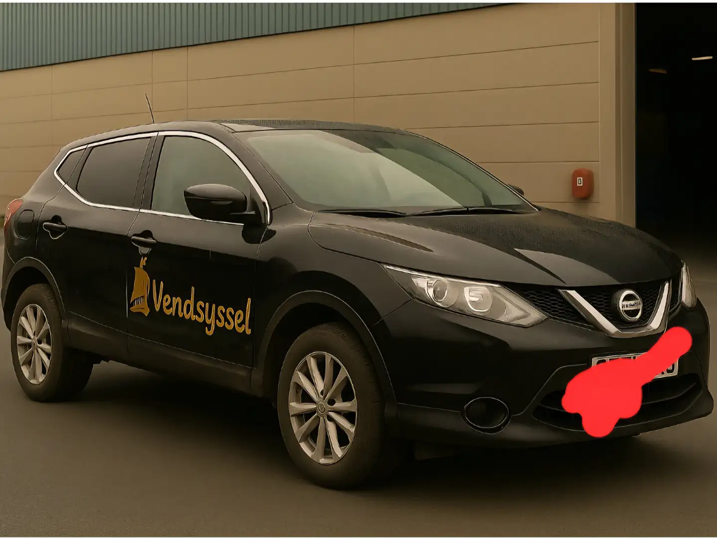 Nissan Qashqai Qashqai 1.6 dCi 2WD Acenta Xtronic Zwart - 1
