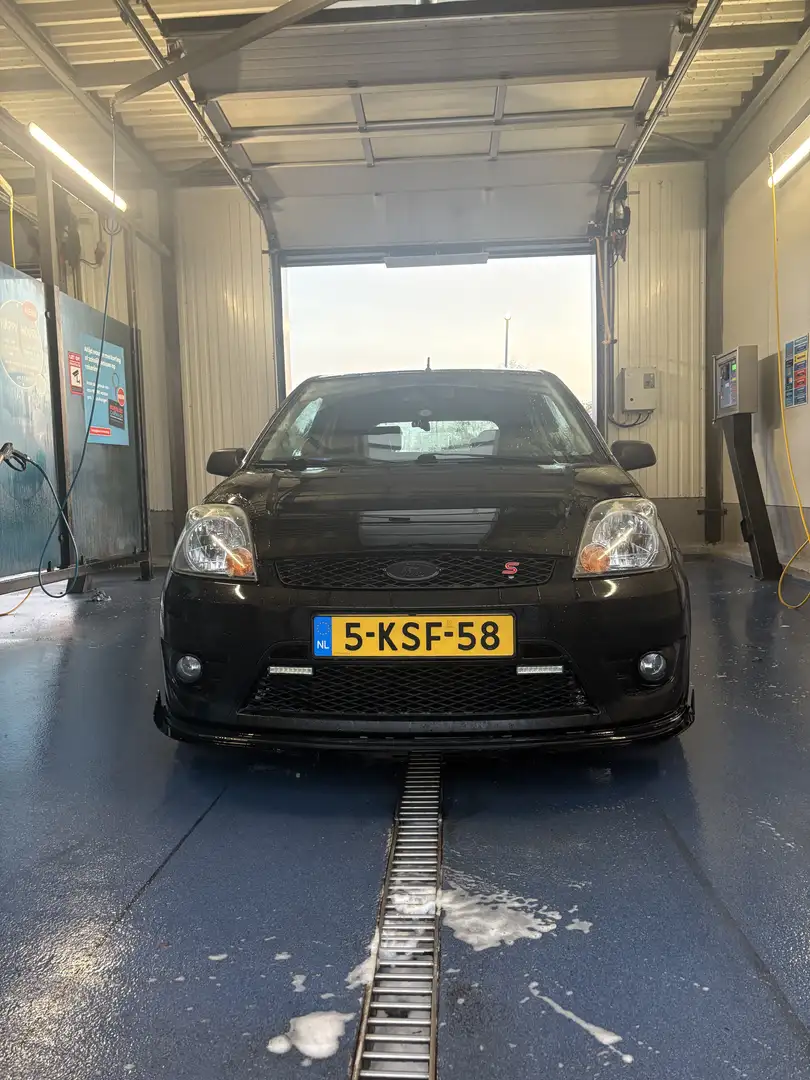 Ford Fiesta 1.6-16V Sport Zwart - 2