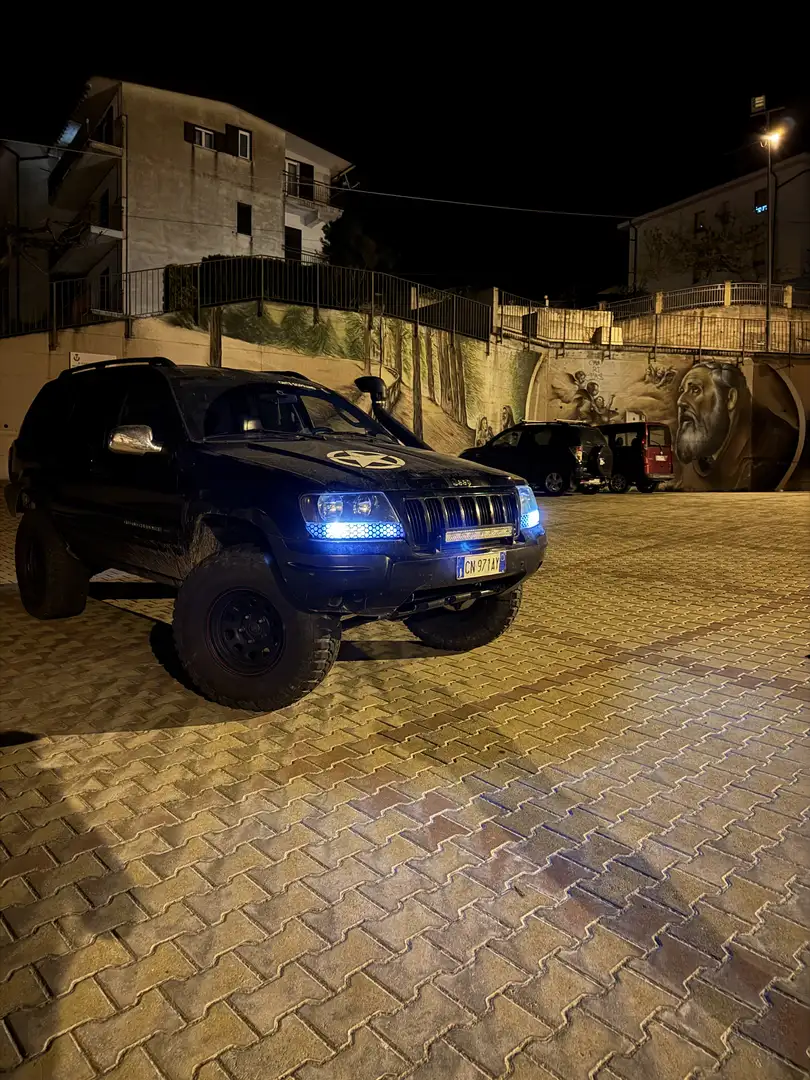 Jeep Grand Cherokee 2.7 crd Overland auto Černá - 1
