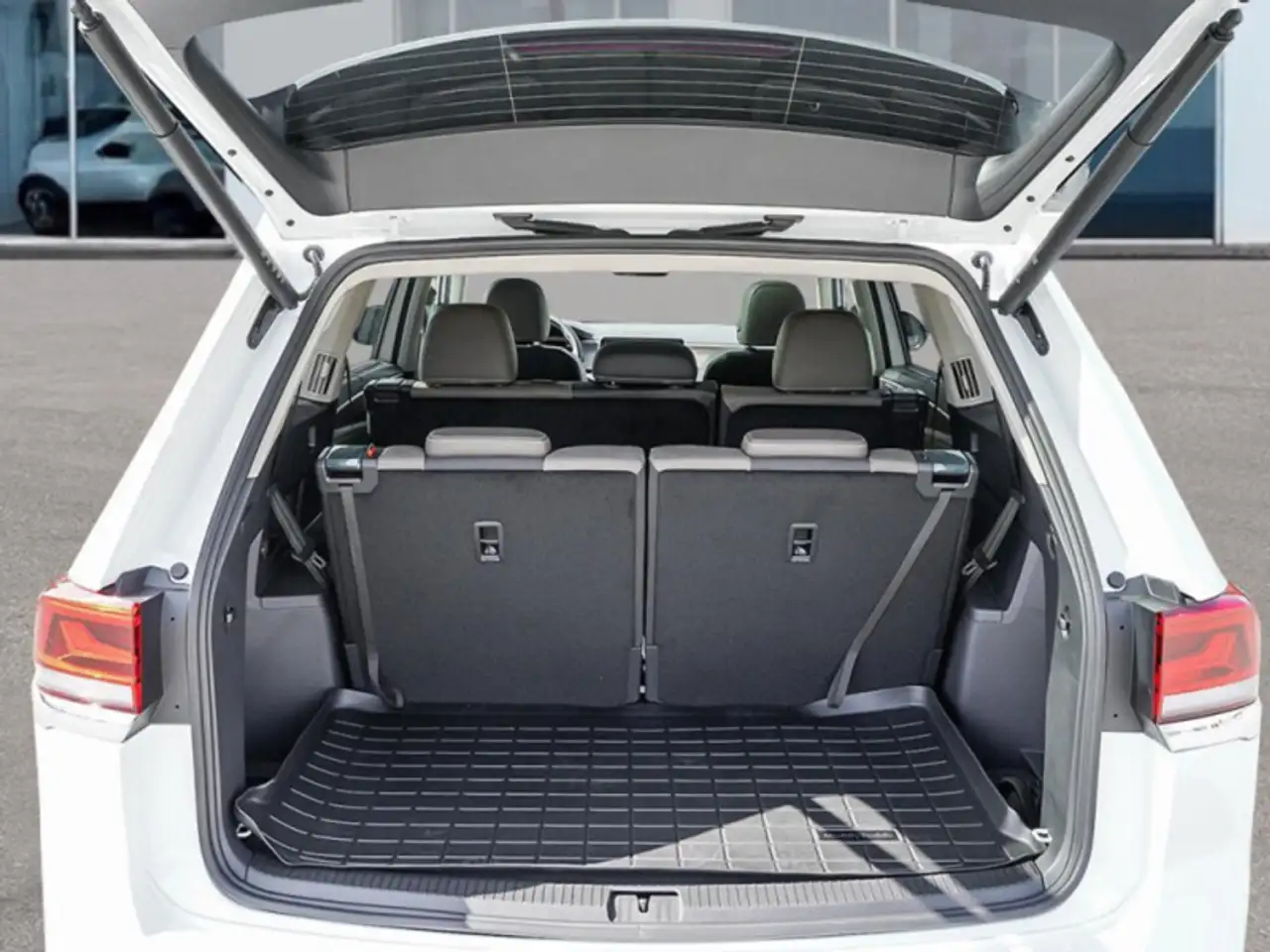 Volkswagen Atlas снимка Volkswagen Atlas