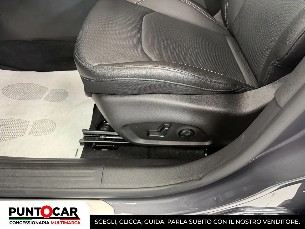 Jeep Compass 1.5 Turbo MHEV T4 130 cv Summit DDCT PROMO FLEX 19