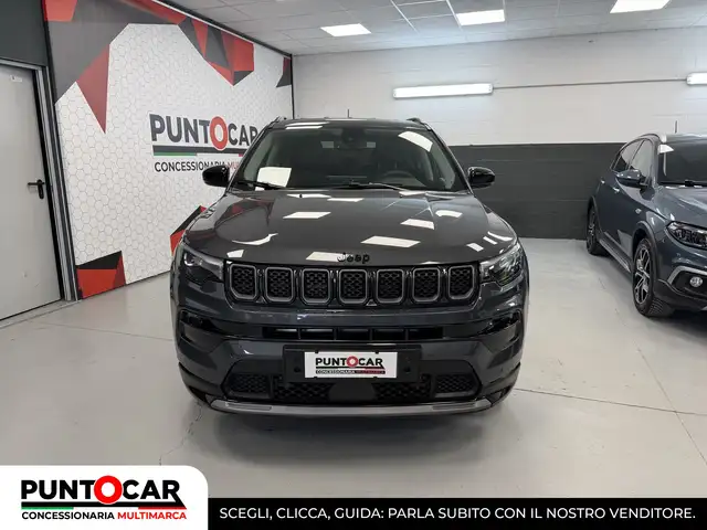 Jeep Compass view 2