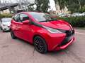 Toyota Aygo Aygo 1.0 VVT-i x-play Rouge - thumbnail 1