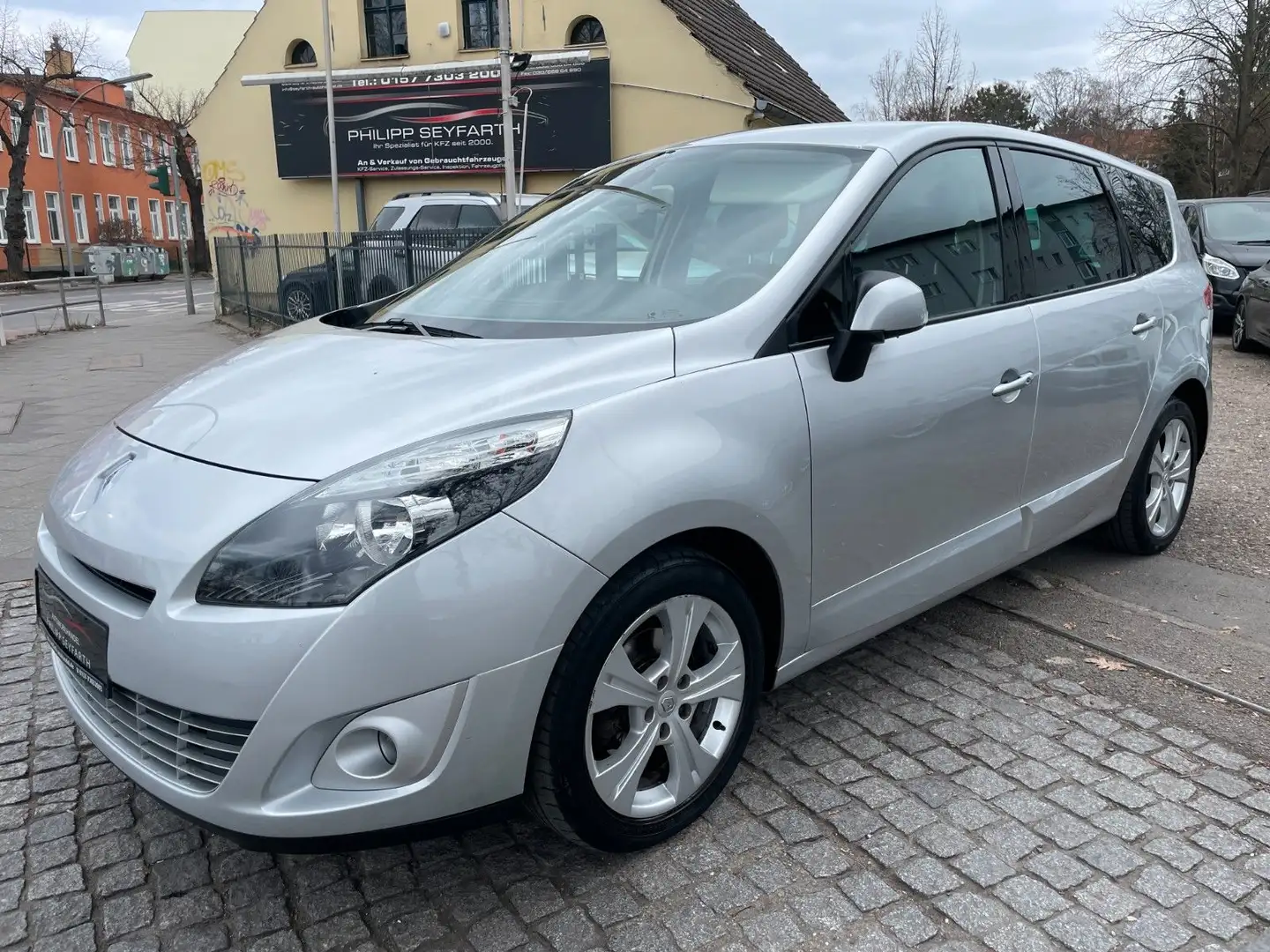 Renault Grand Scenic GRAND DYNAMIQUE*2.HAND*AUT.*NAVI*PDC Grau - 1