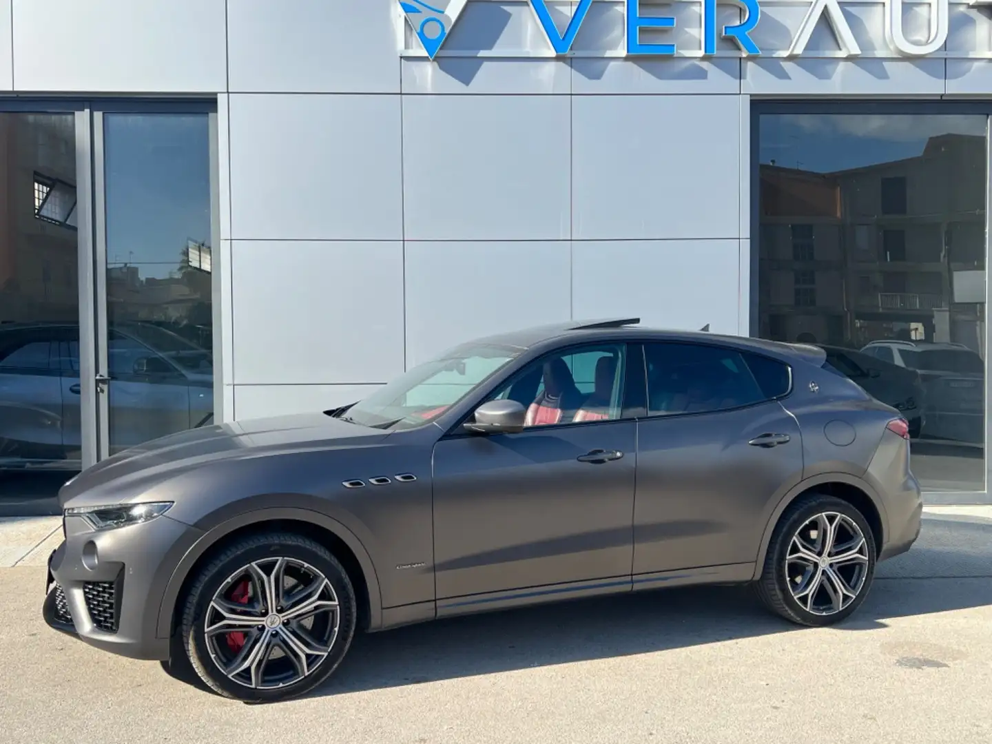 Maserati Levante 3.0 V6 Gransport 350cv auto my20 Grigio - 2