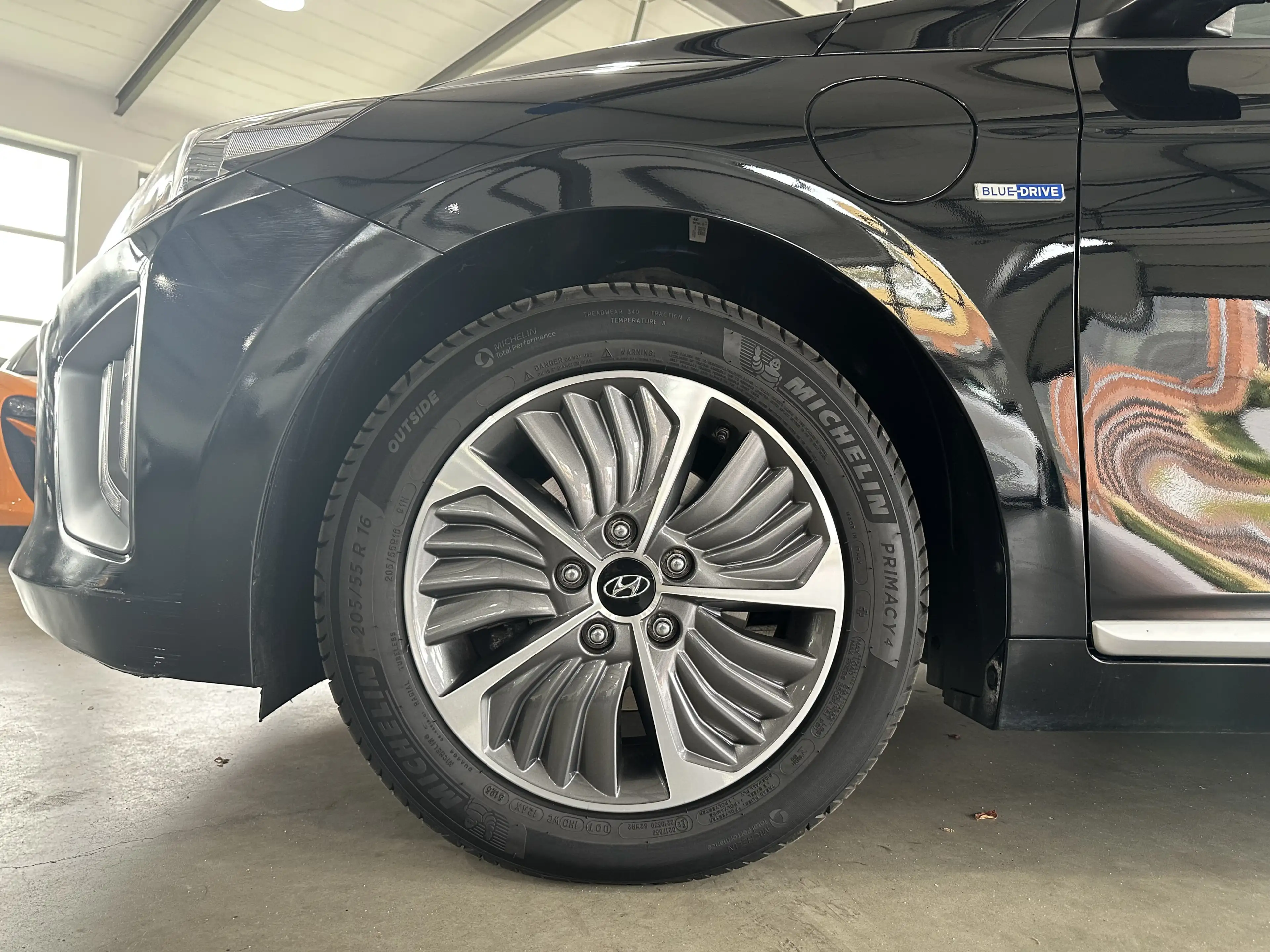 Hyundai IONIQ Plug-In Hybrid AHK Carplay RFK Sihzg ACC — photo 10