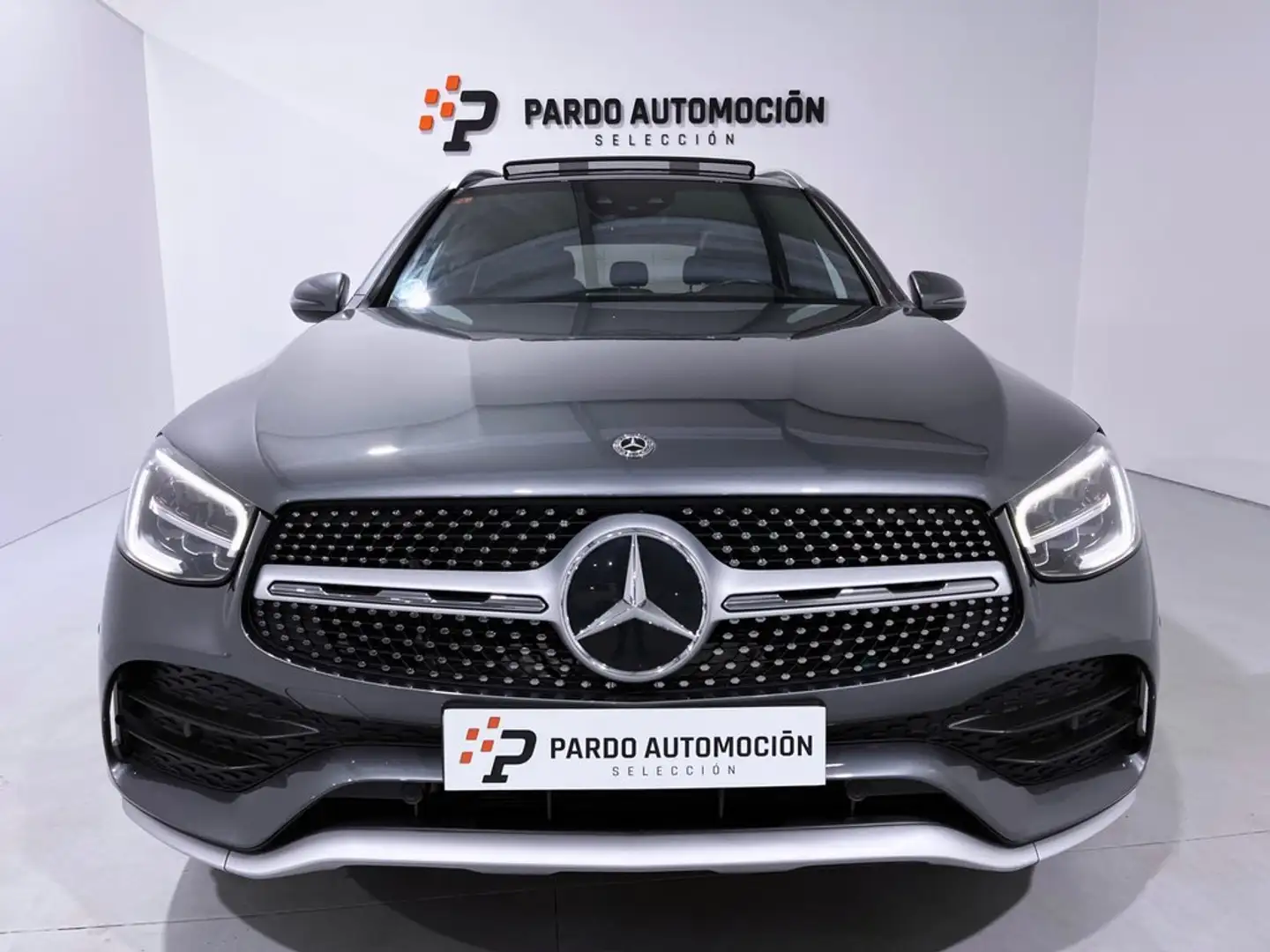 Mercedes-Benz GLC 200 4MATIC Gris - 2