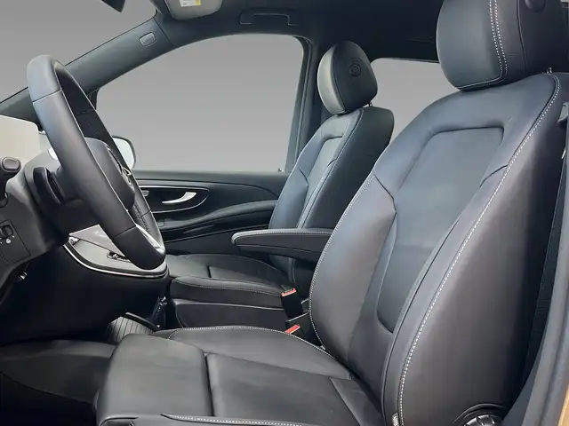 Mercedes-Benz 300 view 8