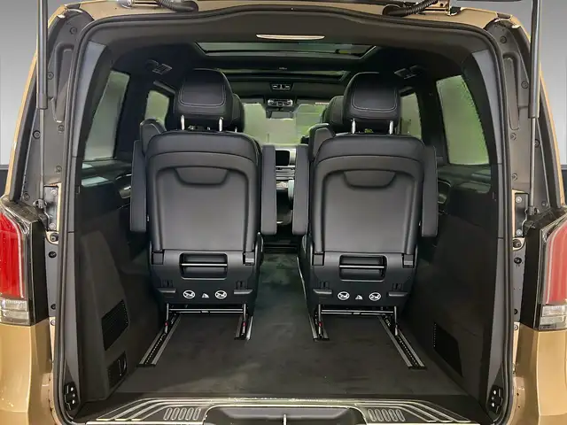 Mercedes-Benz 300 view 6