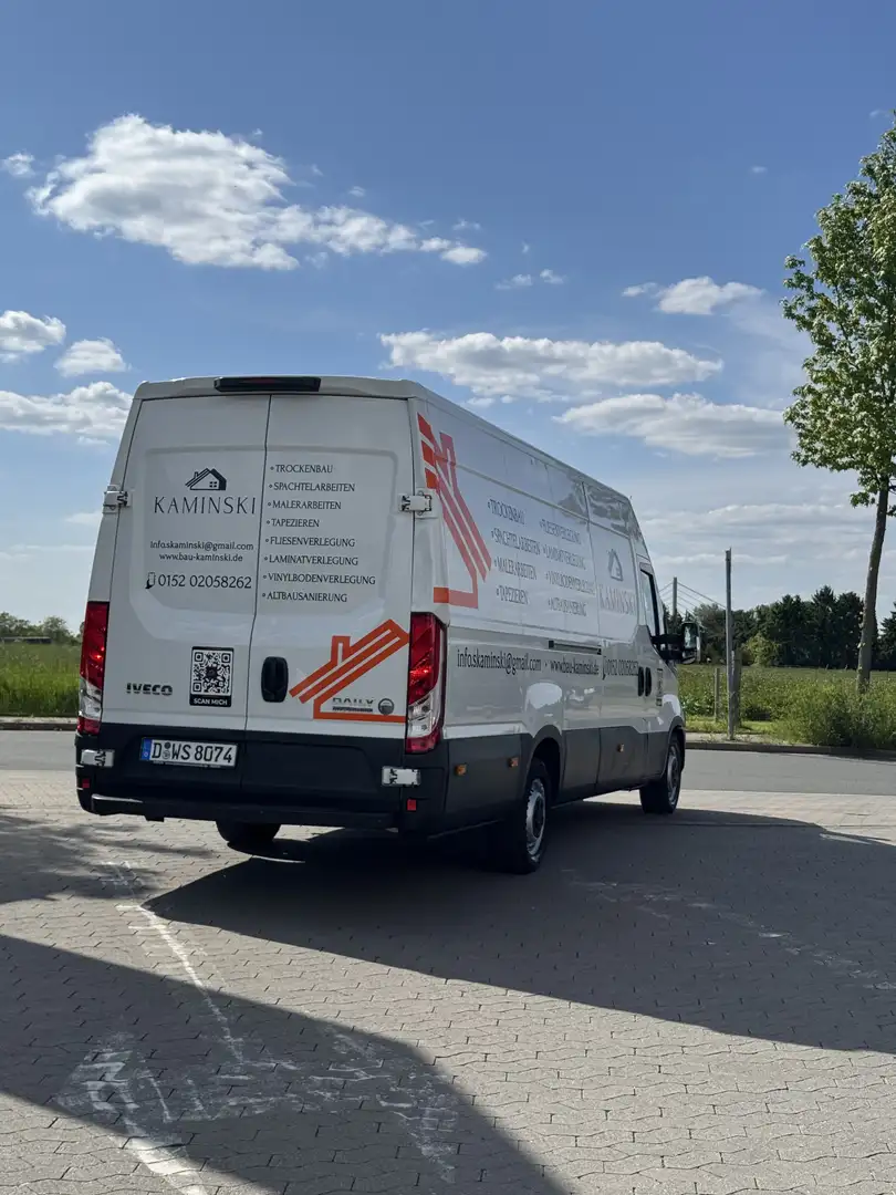 Iveco Daily HKa 35 S ... V Radstand 4100  7-Sitzer - 2